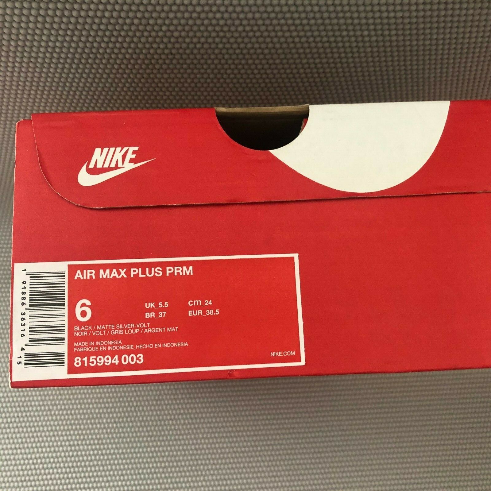 Nike Air Max Plus Premium Black Matte 815994-003 Size Mens 6 – Womens 7.5 NIB