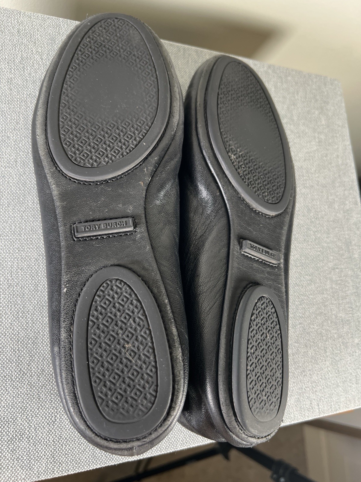 Tory Burch Minnie Travel Black Leather Ballet Flats Metal Logo Medallion No Size