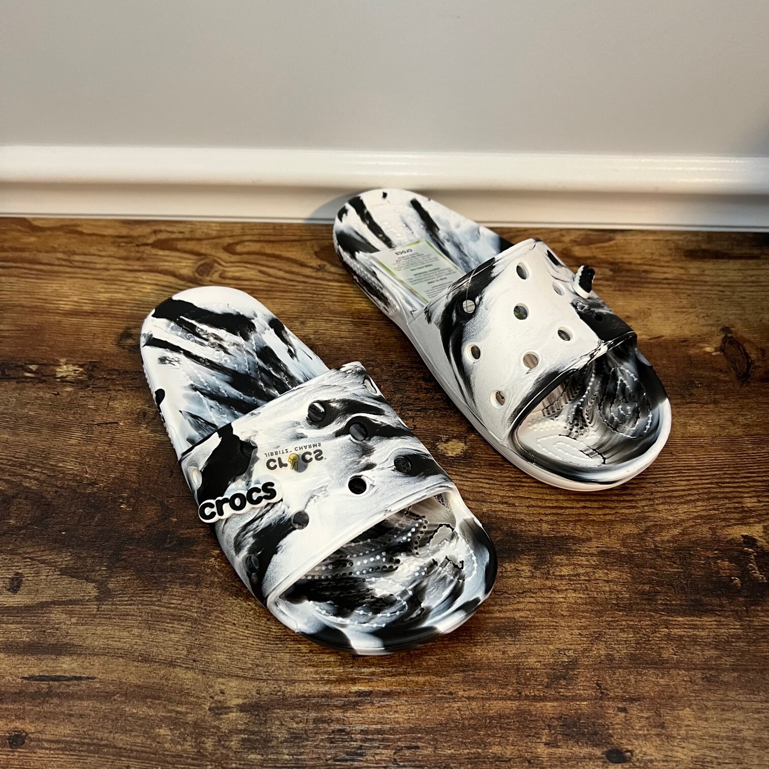 Crocs Classic Marbled Slide Sandals Clog White Black Size M5/W7 M6/W8 M7/W9 NEW