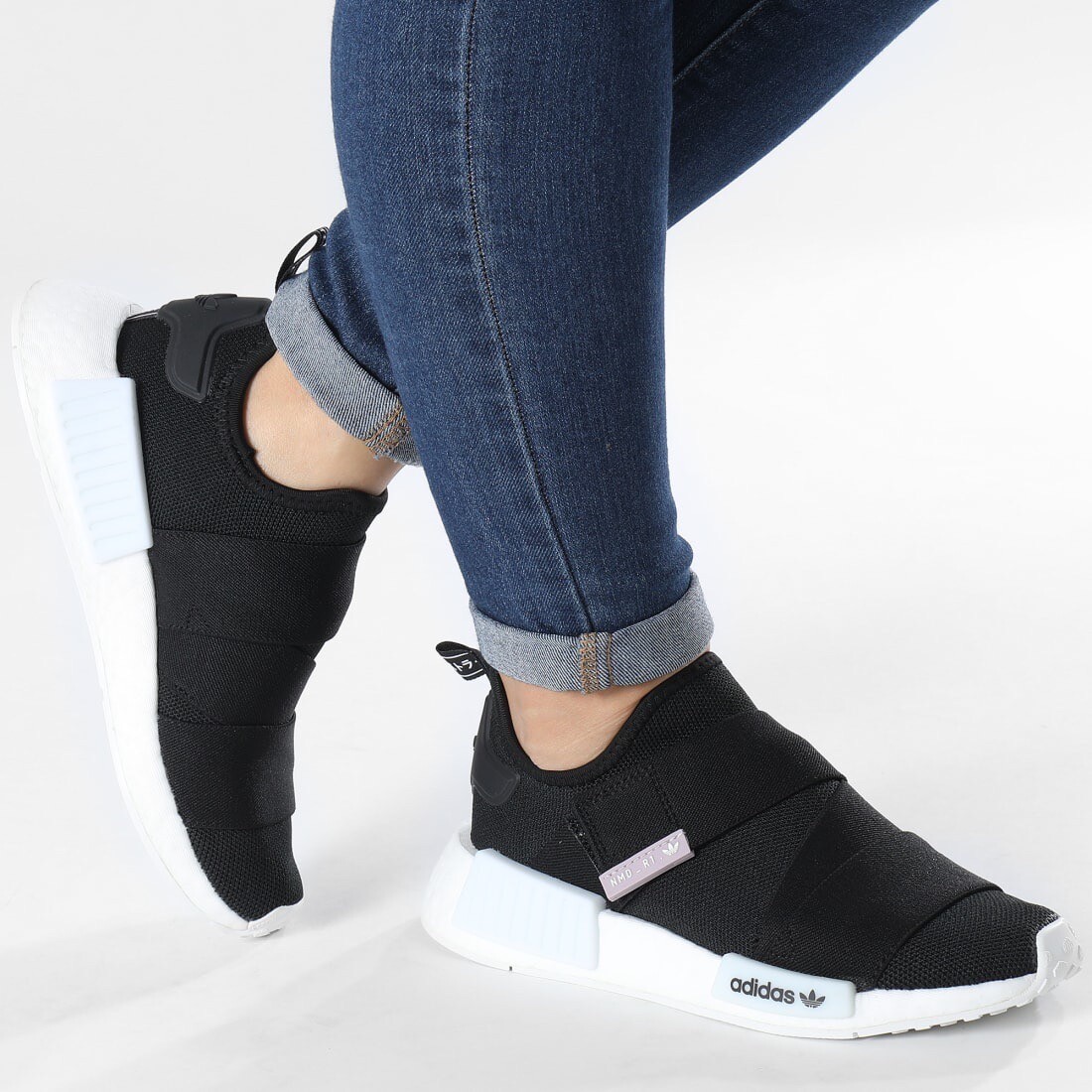 Adidas Originals NMD R1 Women’s Athletic Sneaker Running Black Shoe Trainer #698
