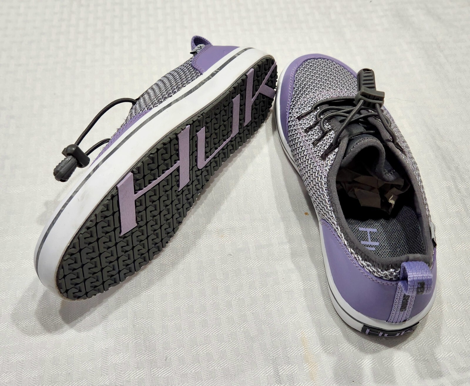 Huk Mania Women’s Size 8 Lilac Purple / Charcoal Grey Performance Fishing Shoes