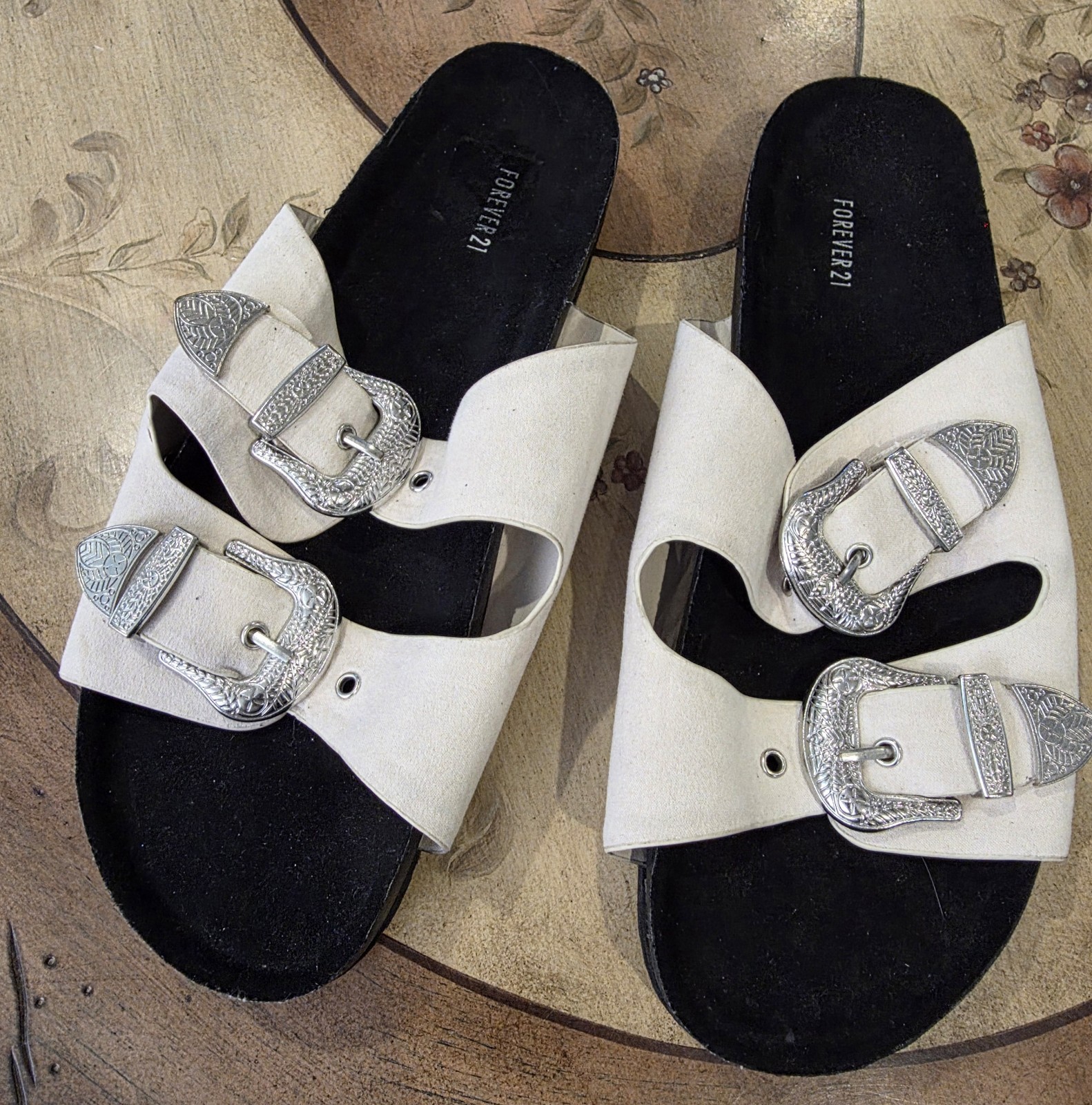 Womens Forever 21 Western Double Buckle Sandals Cream Silver-Tone 9