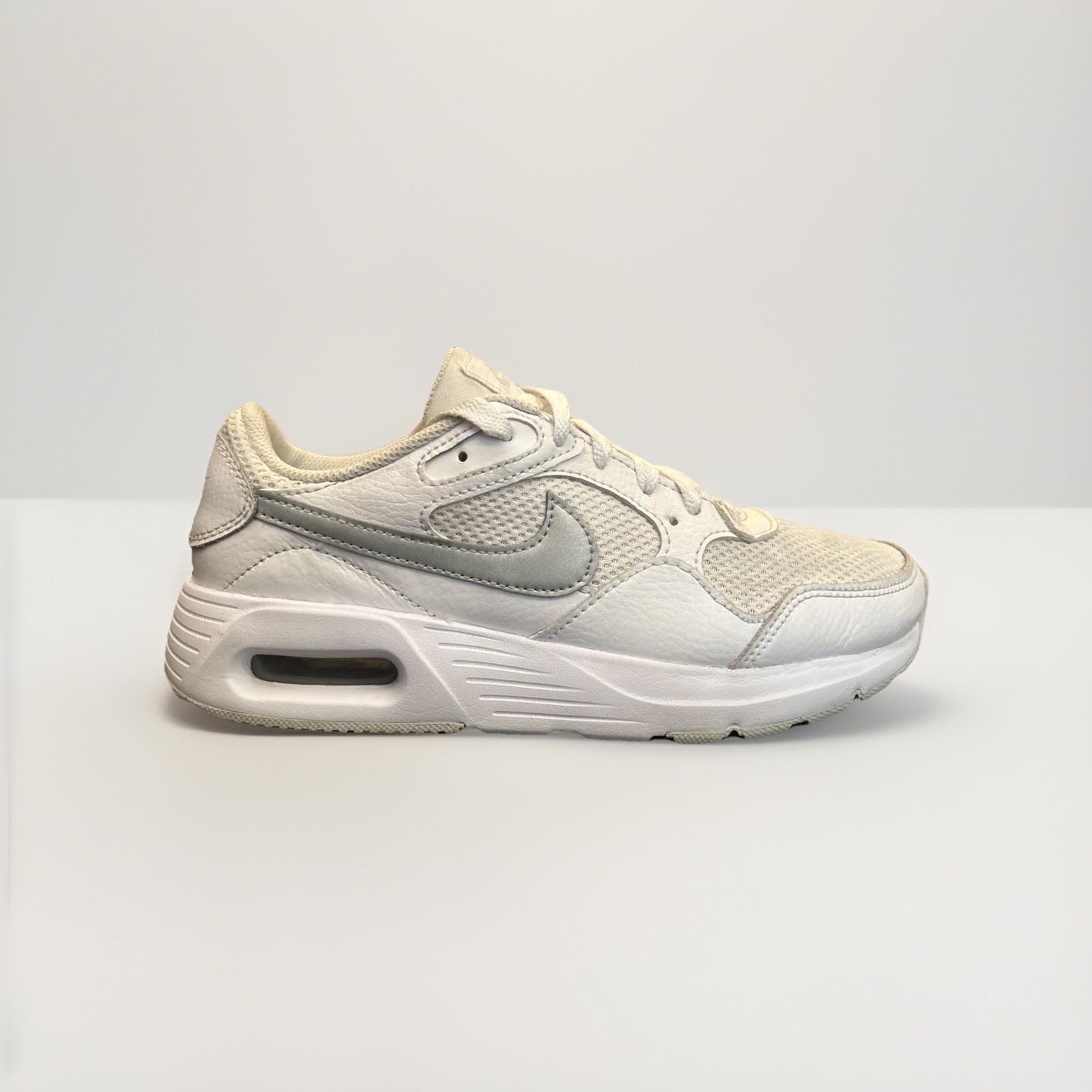 Nike Air Max SC Women’s Sneaker CW4554-100 US Size 6.5 White / Metallic Platinum