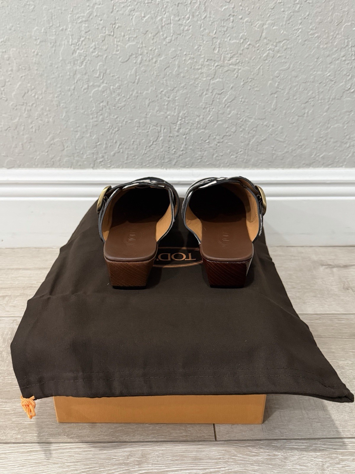 Women 35 Tod’s Zoccolo Basso 16k Sabot Fibbia Mule Sandals Authentic