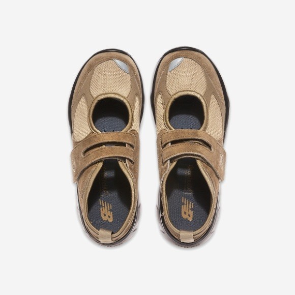 New Balance Breeze Womens Mary Jane Sneakers Camel Brown Beige SD2203BE