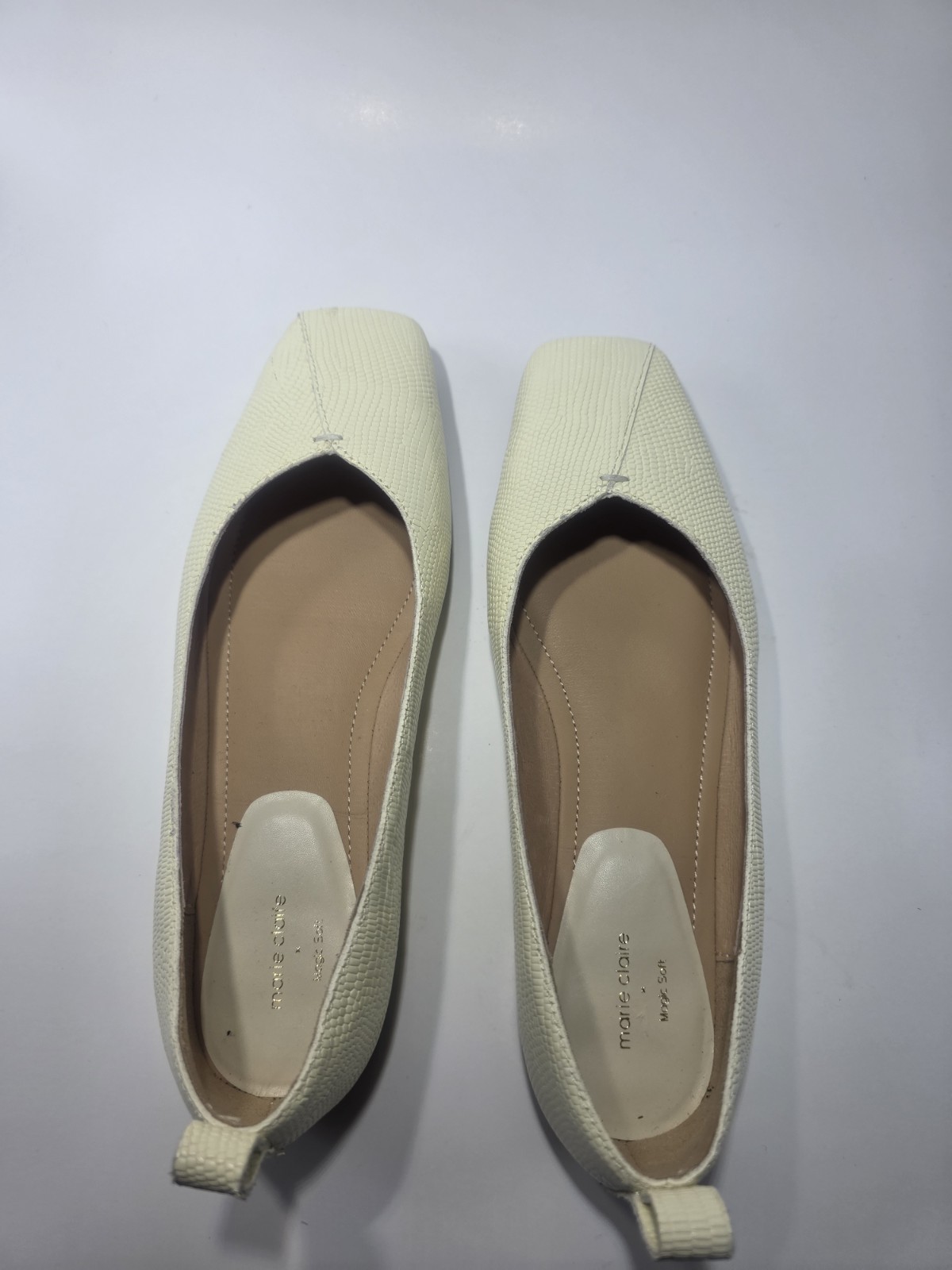 Marie Claire Magic Soft Leather Women Flat Shoes Size 36 US 5.5-6