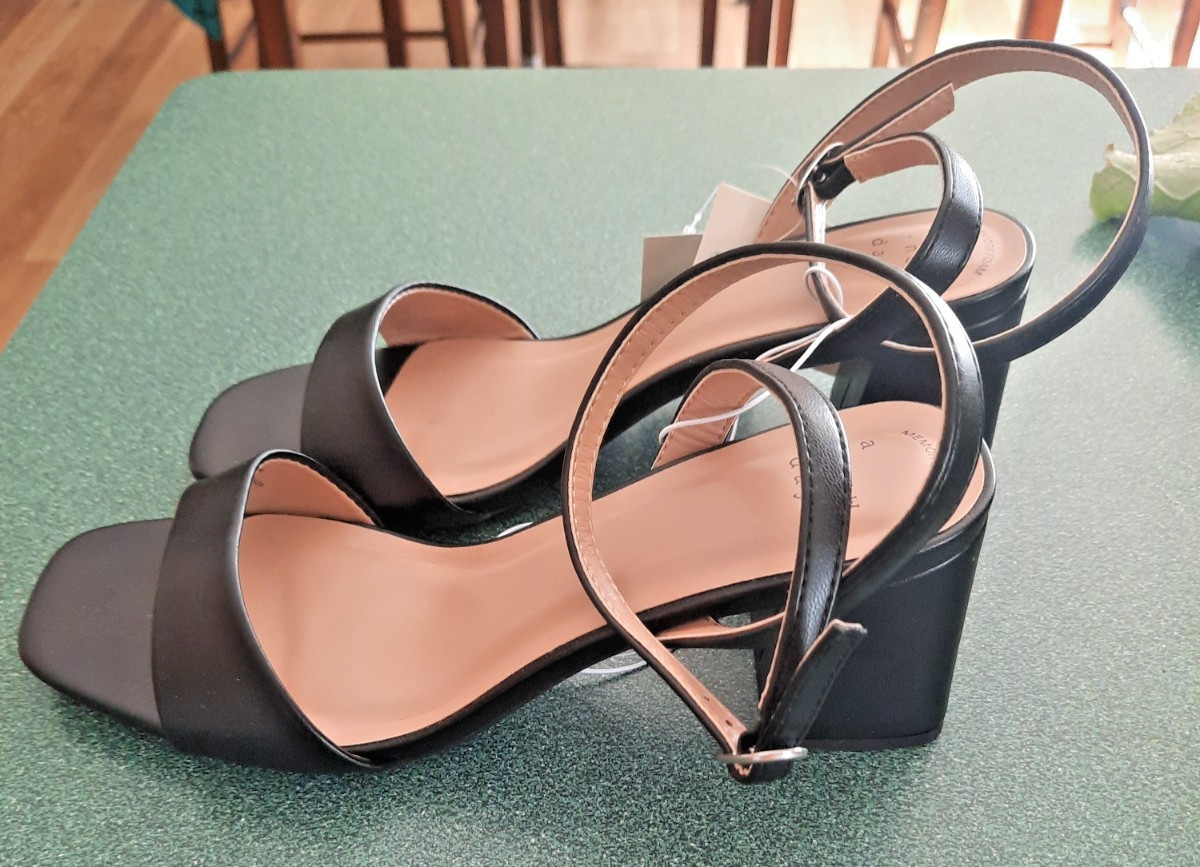 A NEW DAY WOMENS HIGH HEEL DRESS SHOES BRAND NEW WITH TAGS SIZE 7.5 FOOTWEAR