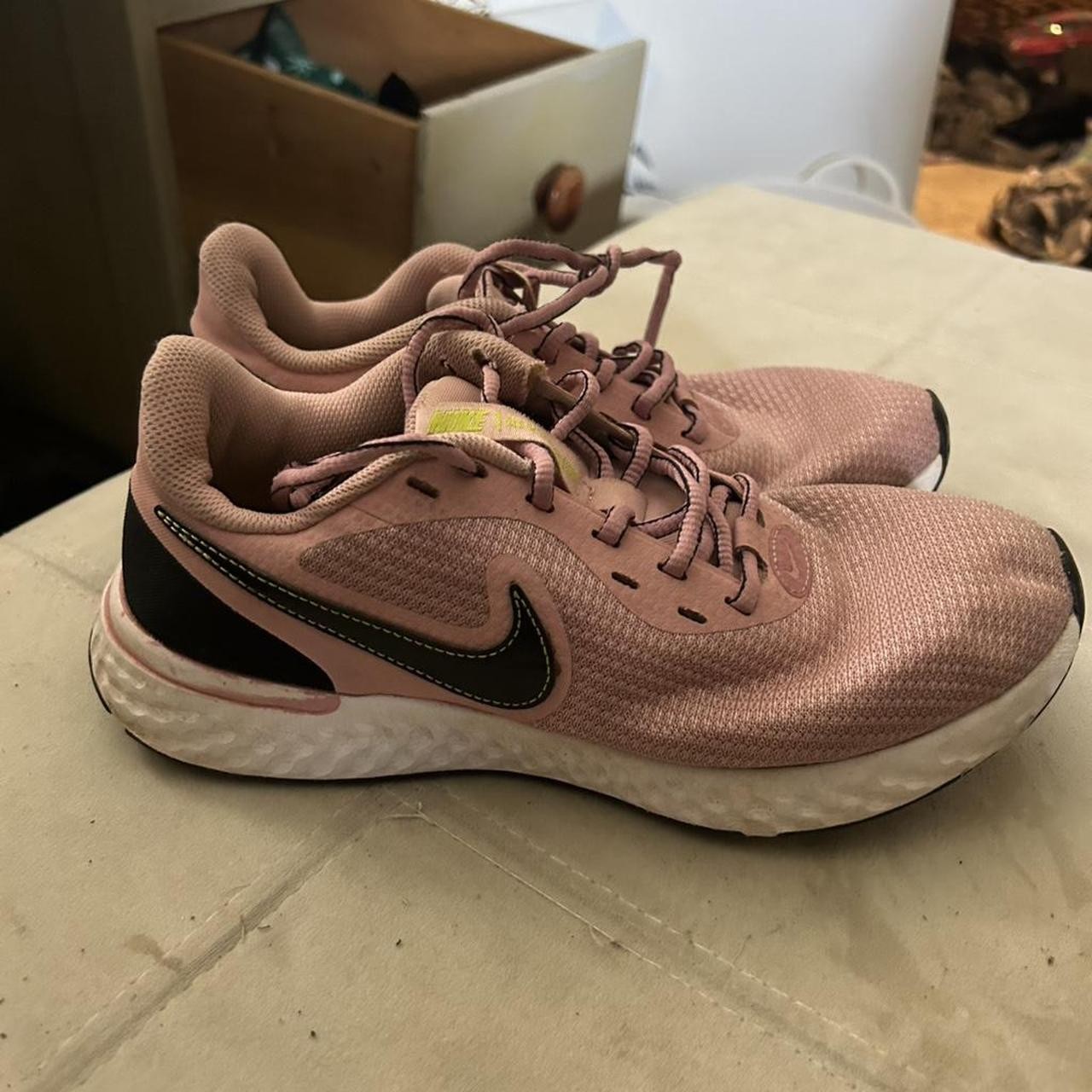 Nike pink React Infinity Run trainers. Size US 8.5 #running #sneakers #lifestyle