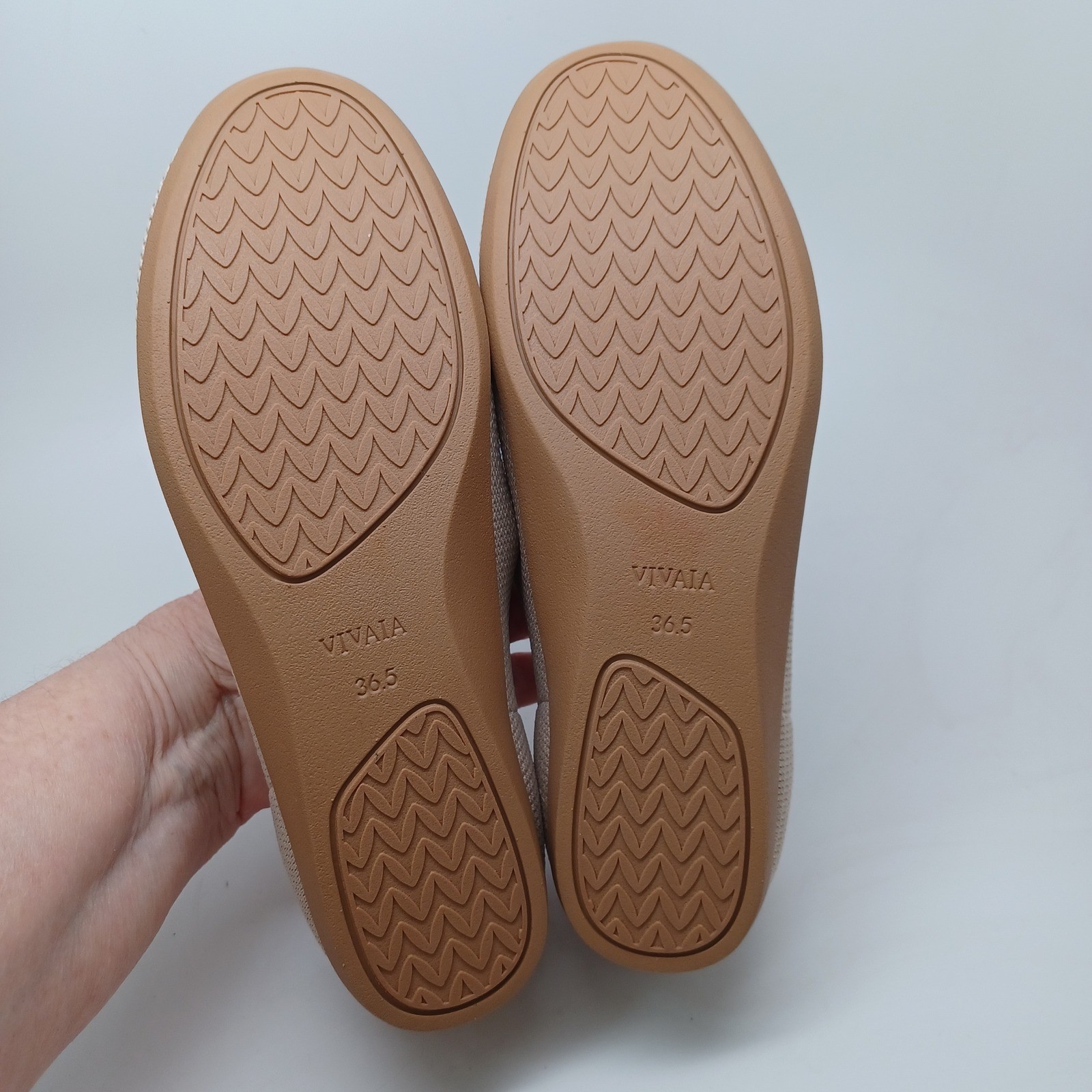 Vivaia Margot 2.0 Beige Knit Round Toe Ballet Flats Womens Size 36.5 EU