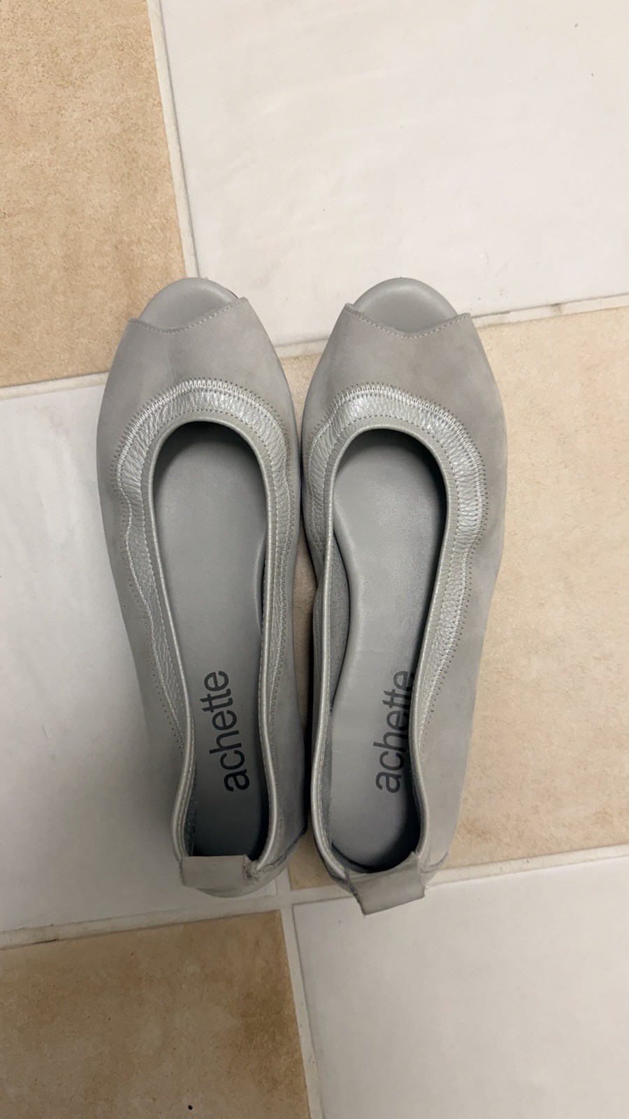 achette Gray Leather Peep Toe Ballet Flats Slip-On Pull Tab Women’s US 4