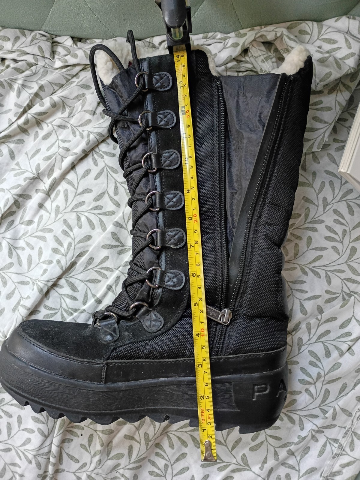 Pajar 63 Boots Women 7.5 Black Nylon Suede Lace-up Fur-Lined Winter -30 C -22F