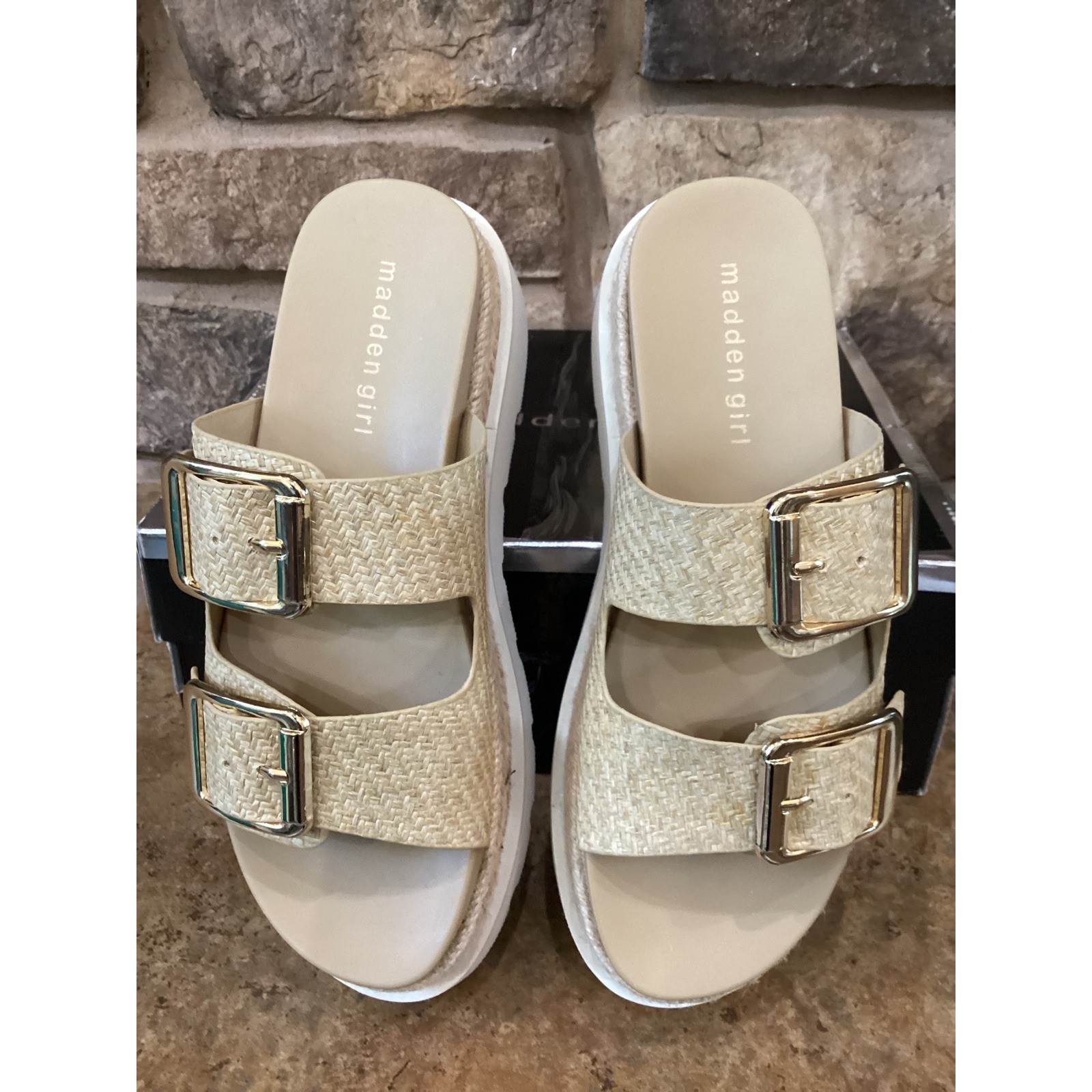 Madden Girl Mythicall Nat Raffia Platform Sandals Gold Buckle Slides Womens 7
