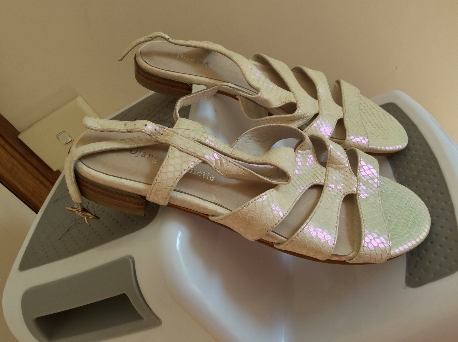 Django and Juliette Women’s Designer Animal Skin Sandal Size AU 6 / EU 37