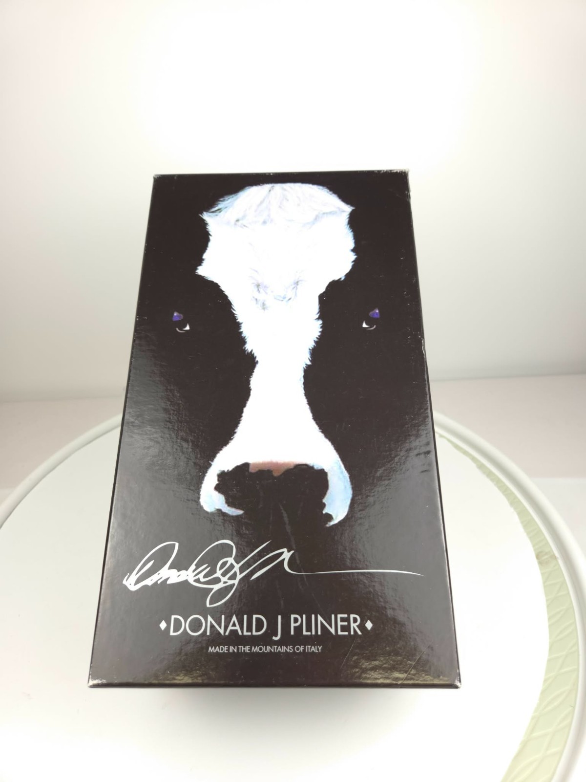 Donald J Pliner HYWEI Leopard Metallic Flats 9M Italy Display Model Box
