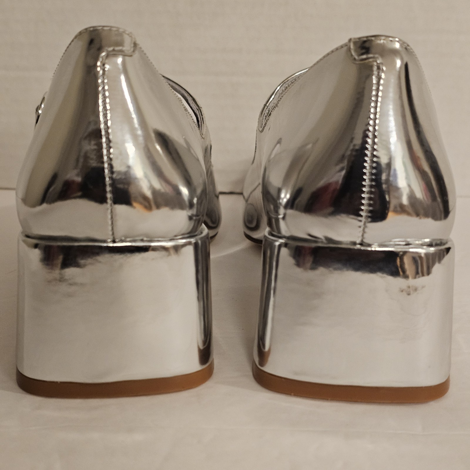Larroude Blair Block Pump Mary Jane Women’s Mirror Silver Specchio Size 7