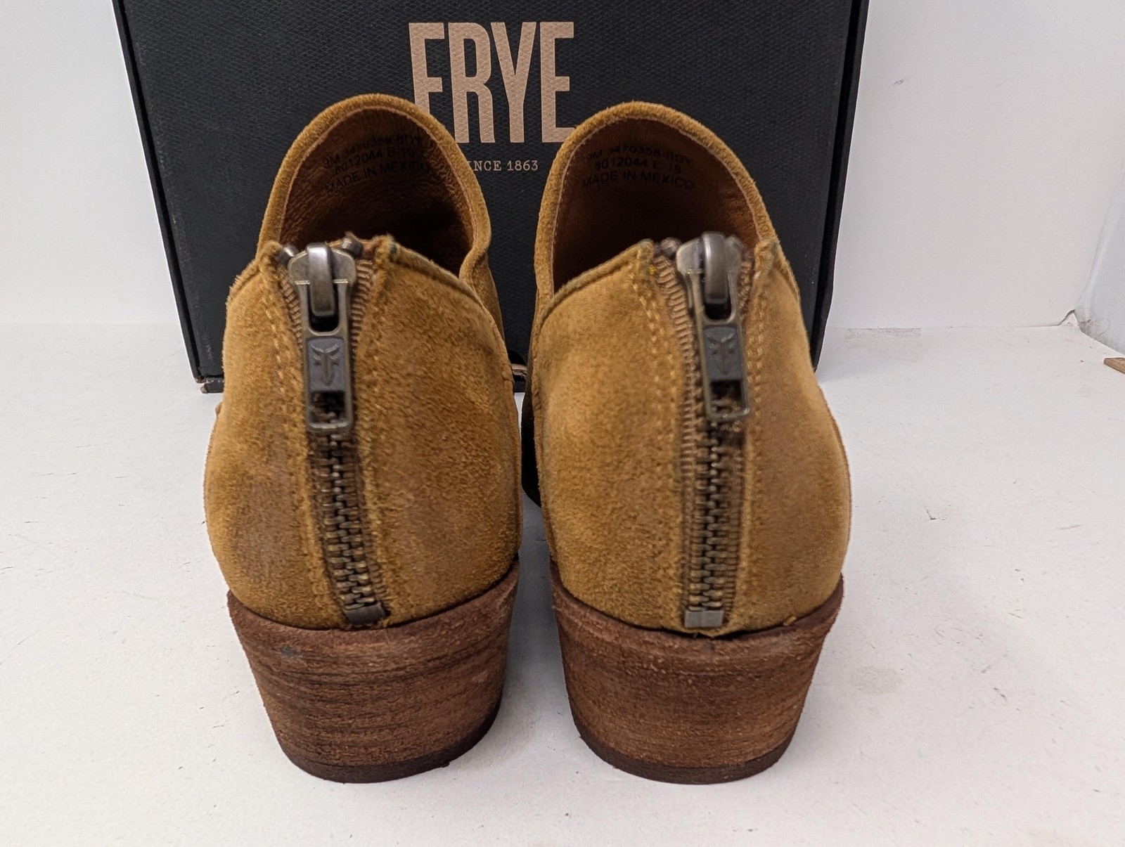 Frye Boots Womens Size 9 Brown Suede Carson Shootie Ankle Booties Western Brandy
