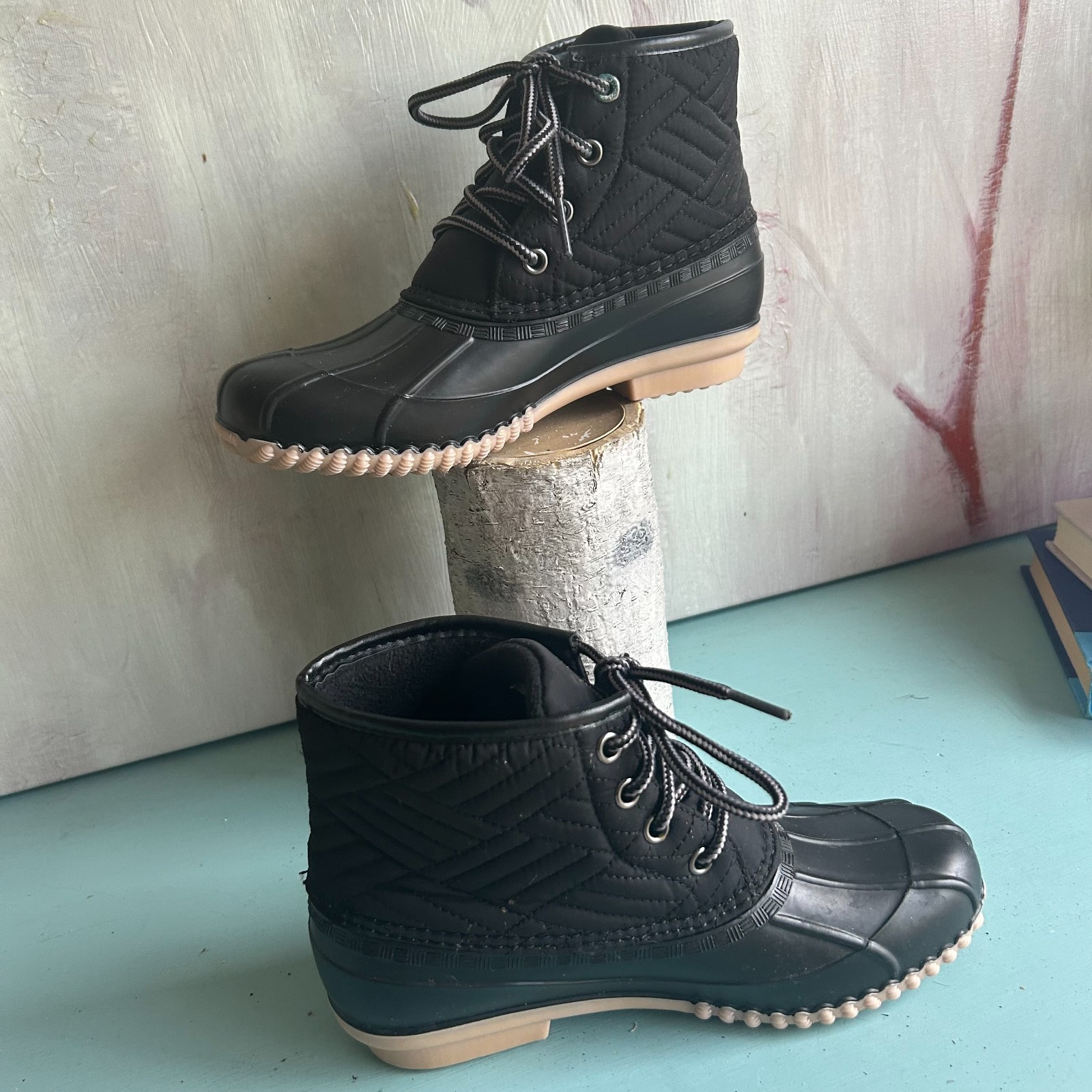 Magellan Outdoors Quilted Duck Boot Waterproof Rubber All Weather Size 6