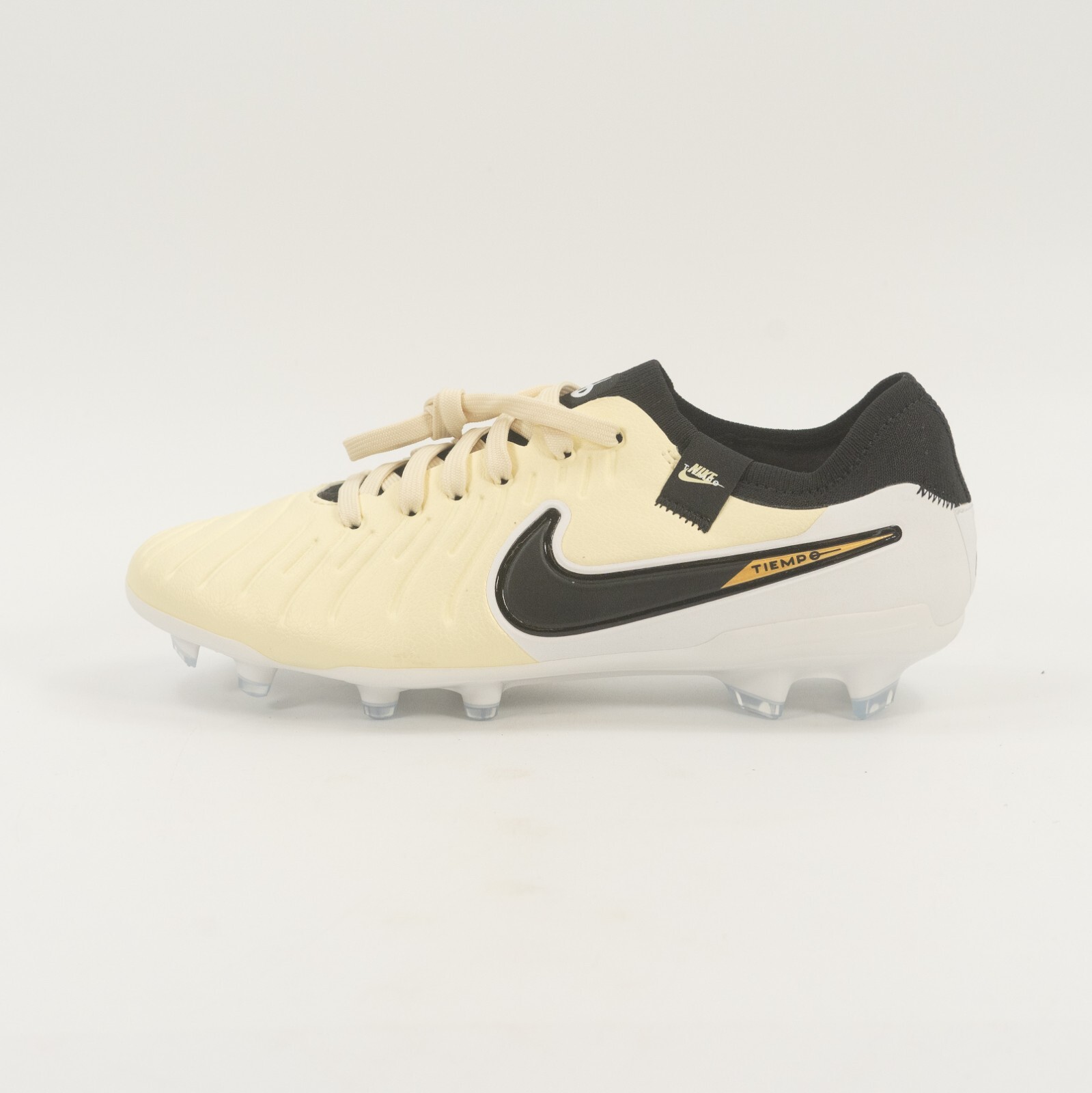 Nike Tiempo Legend 10 Pro FG DV4333-700 Soccer Cleats size 5.5 Men’s / 7 Women’s