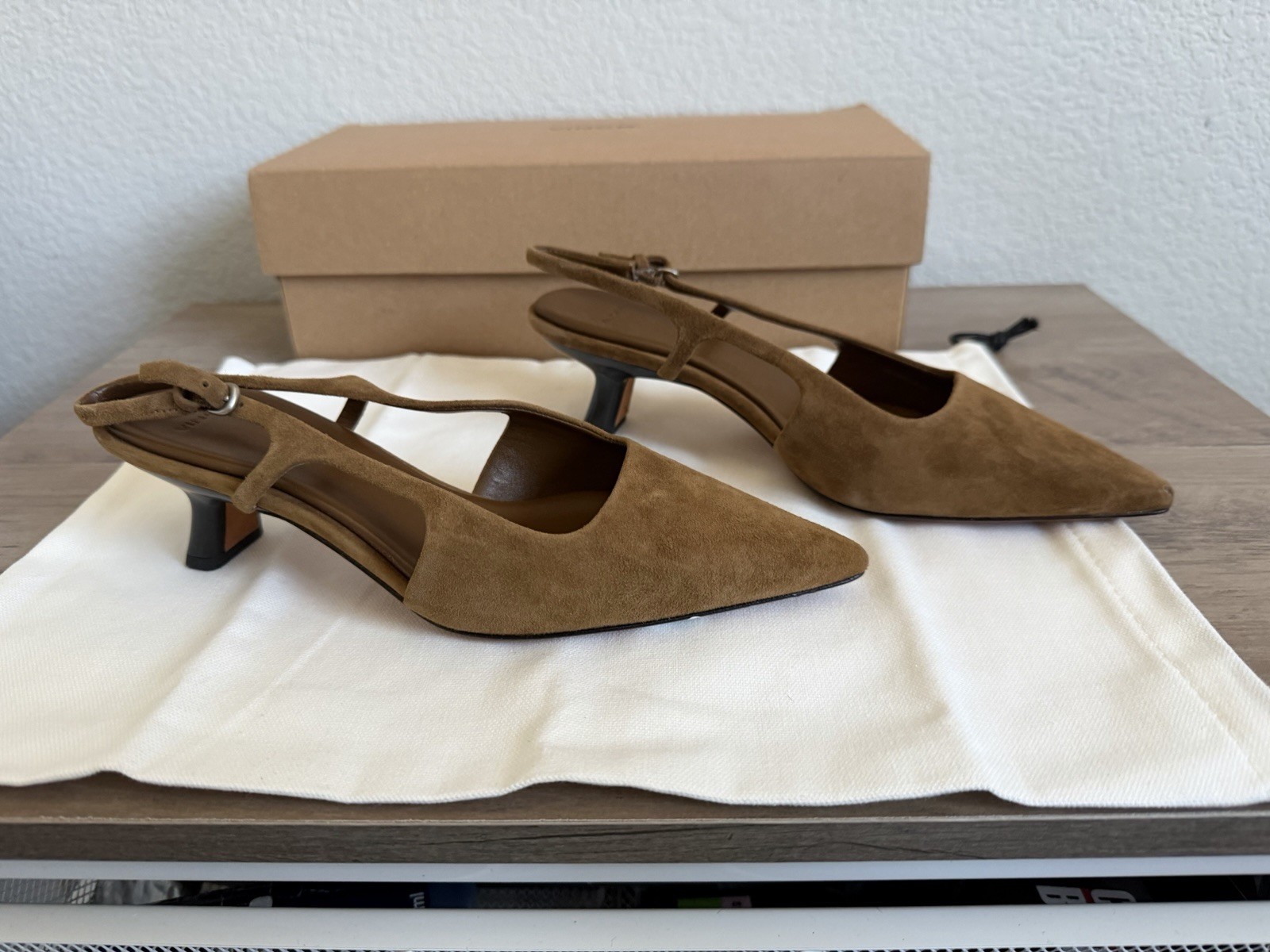 Vince Bianca Slingback Mid Heels in Elmwood suede, size US 6 / EU 36