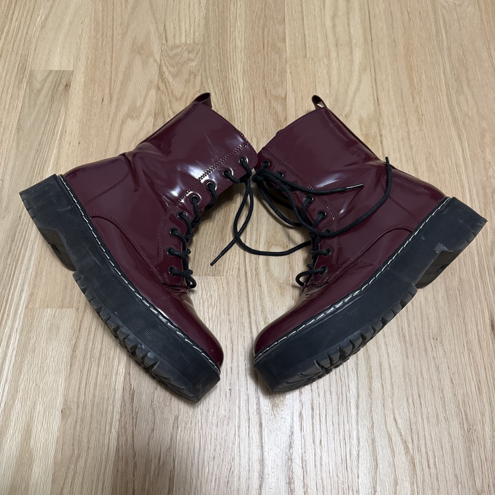 Unionbay Women’s Doc Martens Combat Boots Size 9.5 Lace Up Burgundy