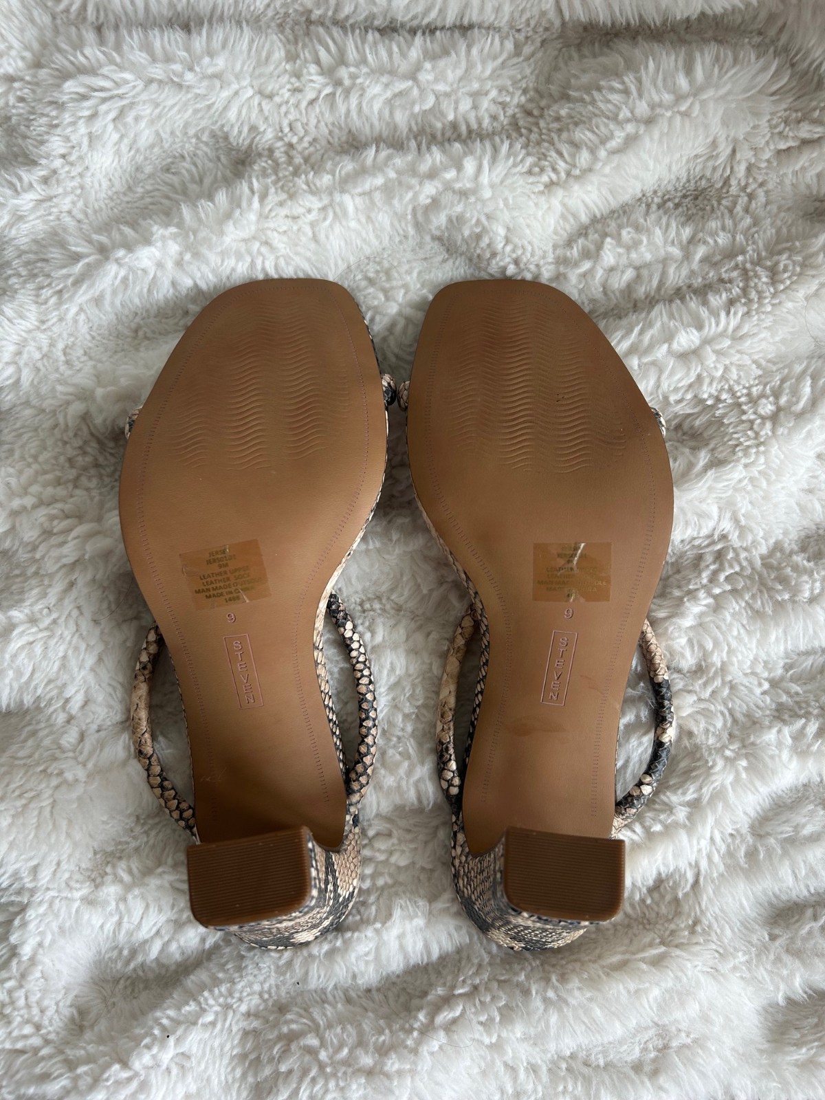 *PERFECT* STEVEN by Steve Madden Snakeskin Heel Sandals Size 9. 3.25in heel.