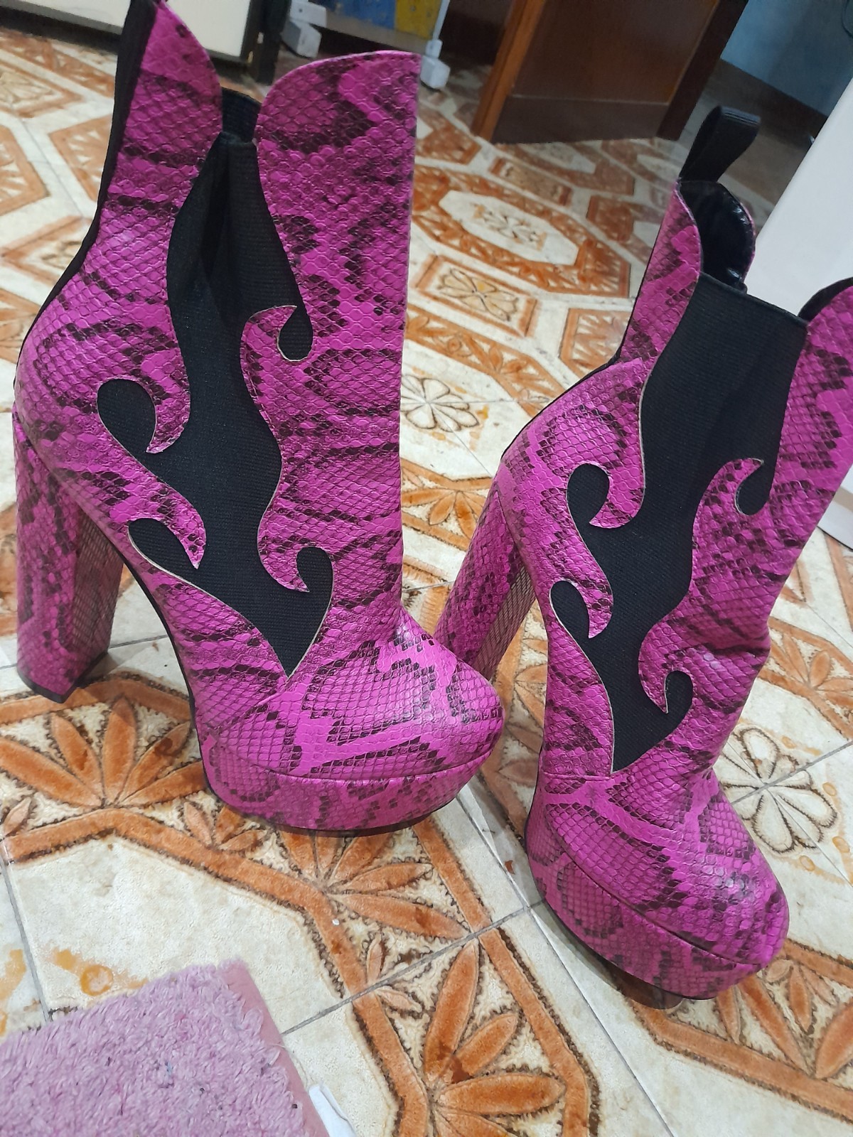 Ankle Boots Snake Print Magenta And Black With Flames Trash Fash High Heels 38