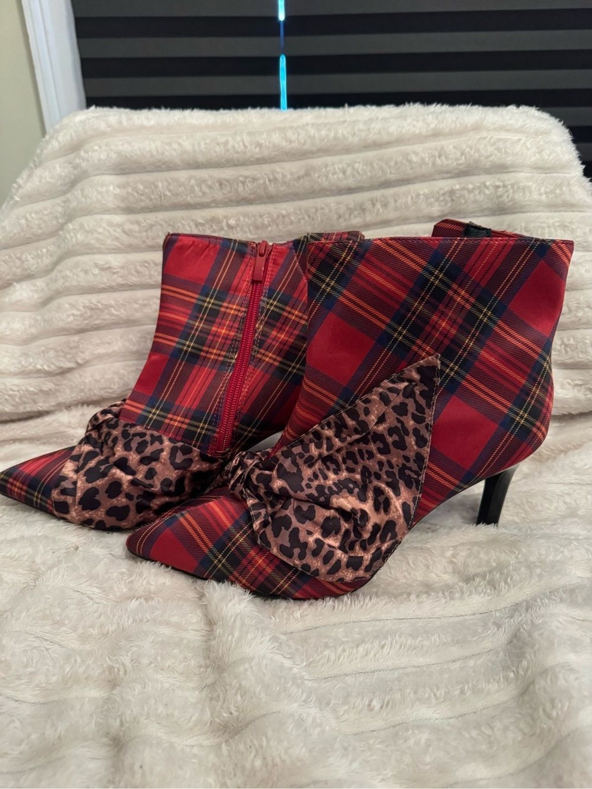 Torrid X Betsey Johnson Plaid Red Pointed-Toe Ankle Boots with Leopard Bow 9.5w