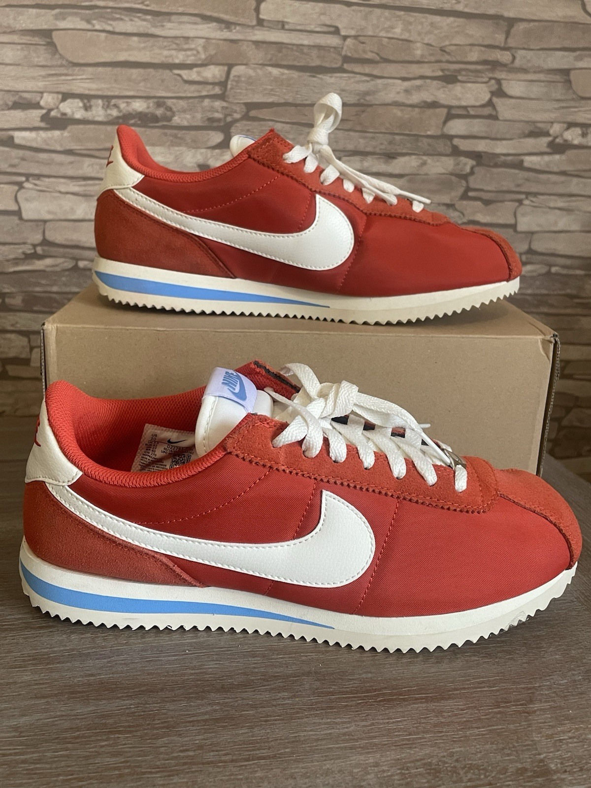 BRAND NEW Nike CORTEZ Women´s Casual Sneaker Picante Red DZ2795-601 Size 10