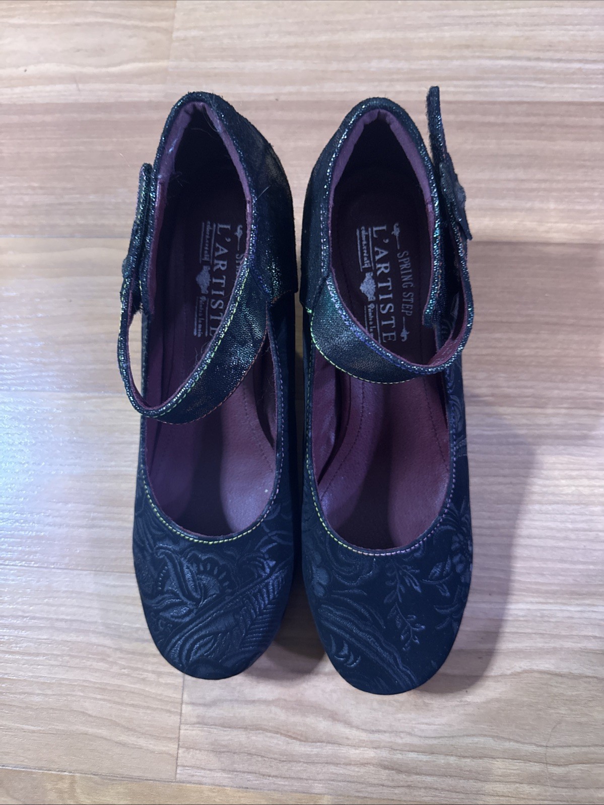 L Artiste Jenna B Spring Step Heels Size 38 – Never Worn – In Box