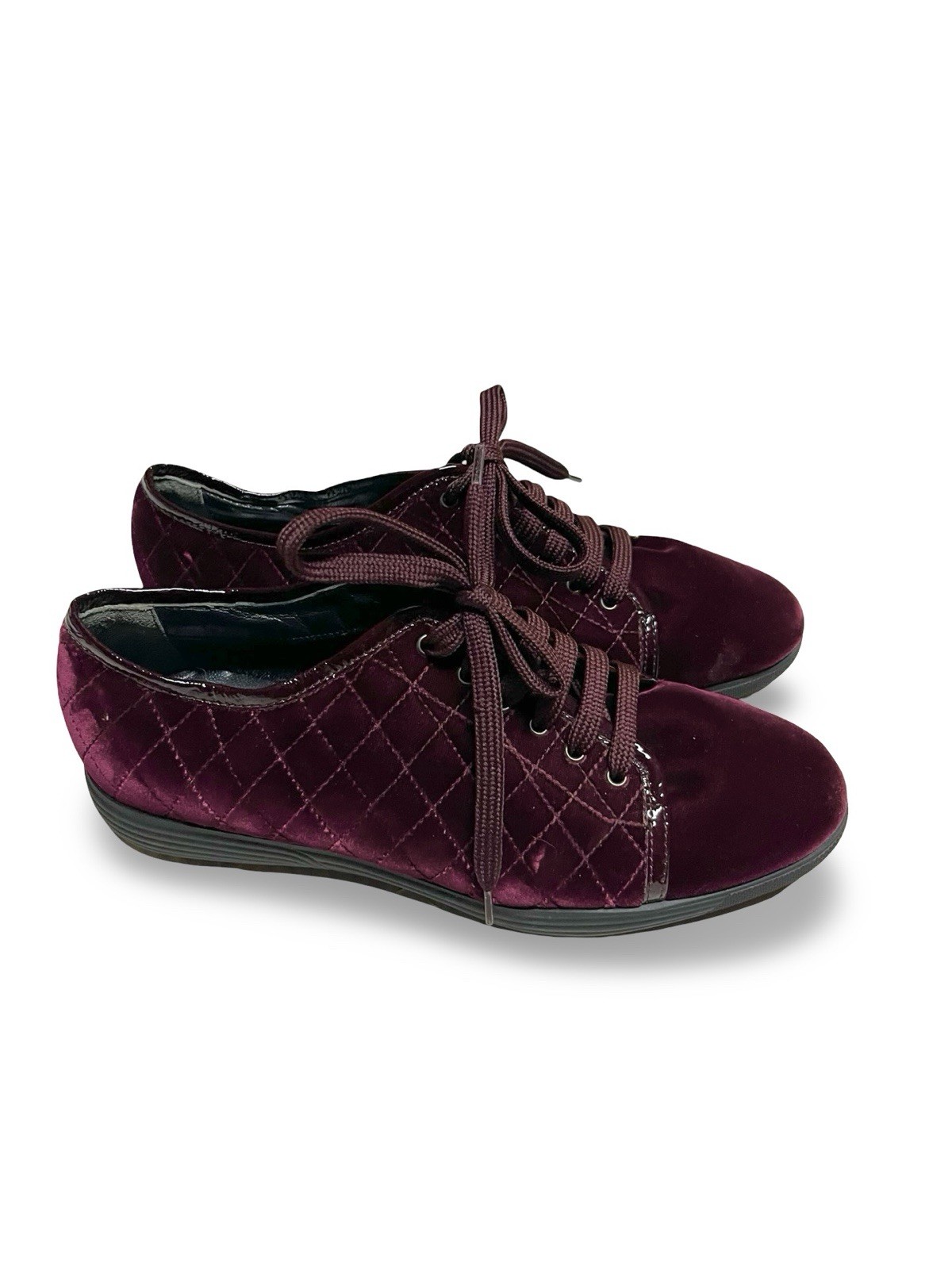 AQUATALIA Glenda Velvet Oxfords Womens 8.5 Burgundy Soft Quilted Lace Up Flats