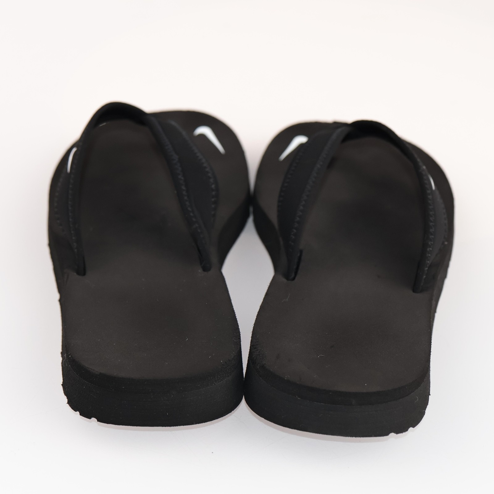 Nike Womens Celso Sandals Size 6 Black Foam Thong Flip Flop Casual Pool Slides