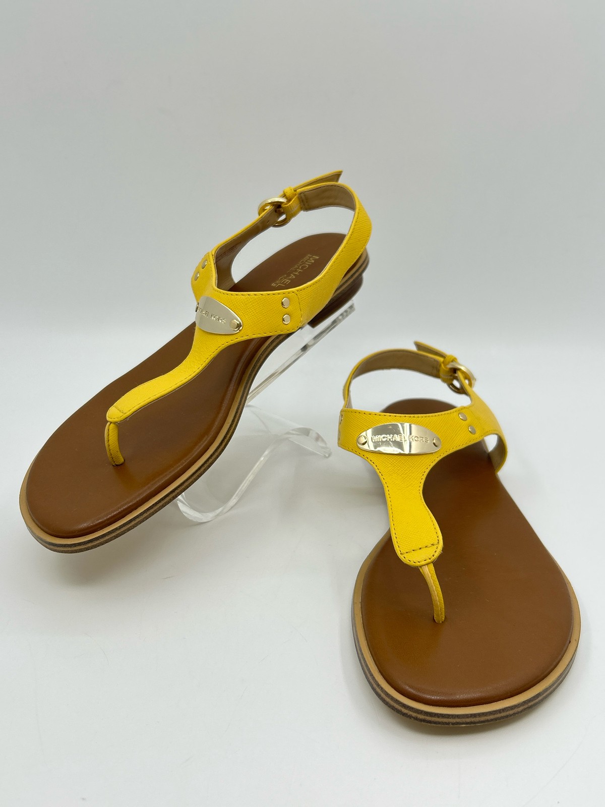 Michael Michael Kors MK Plate Thong Size 8M Leather Yellow & Brown Women Sandal
