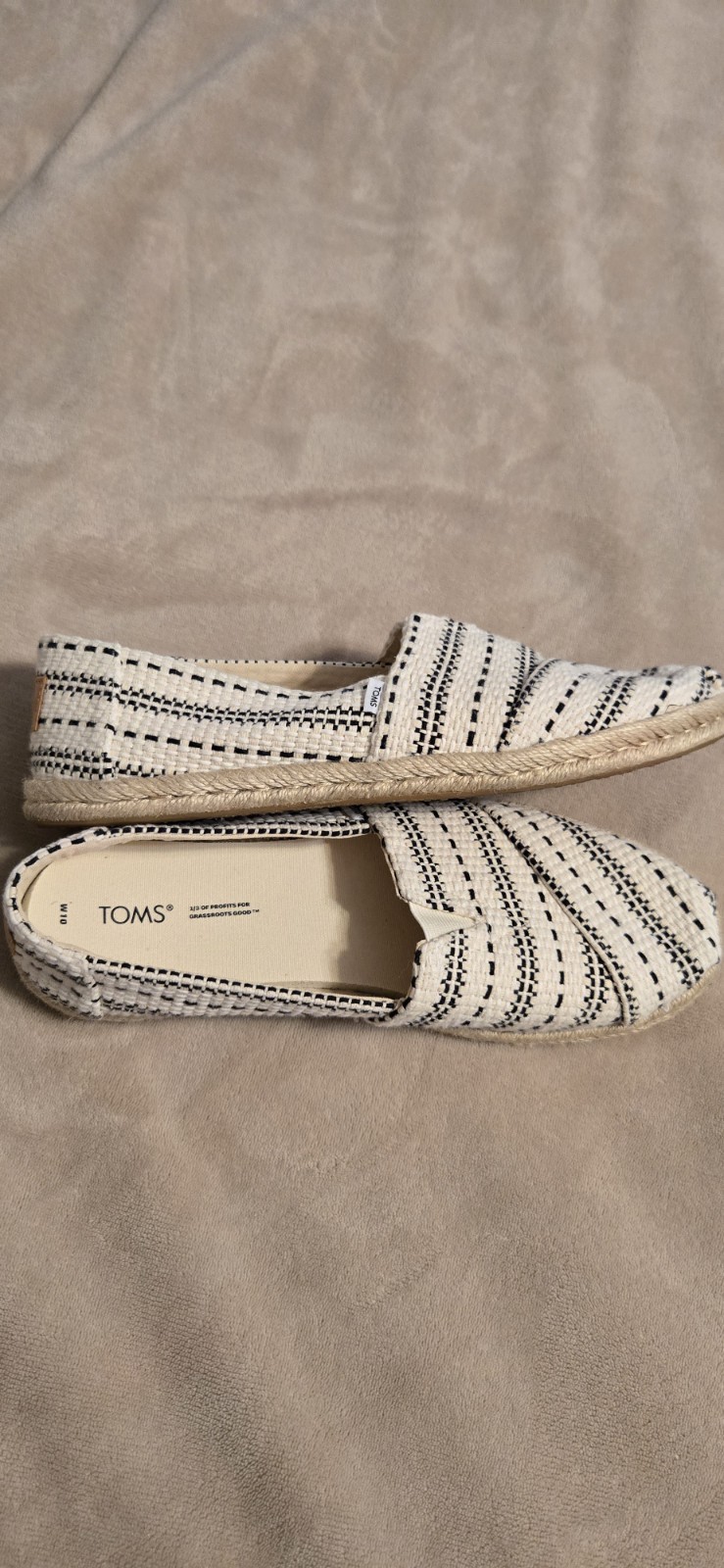TOMS Black & White Woven Alpargata Rope Espadrille Slip Ons Women’s Size 10