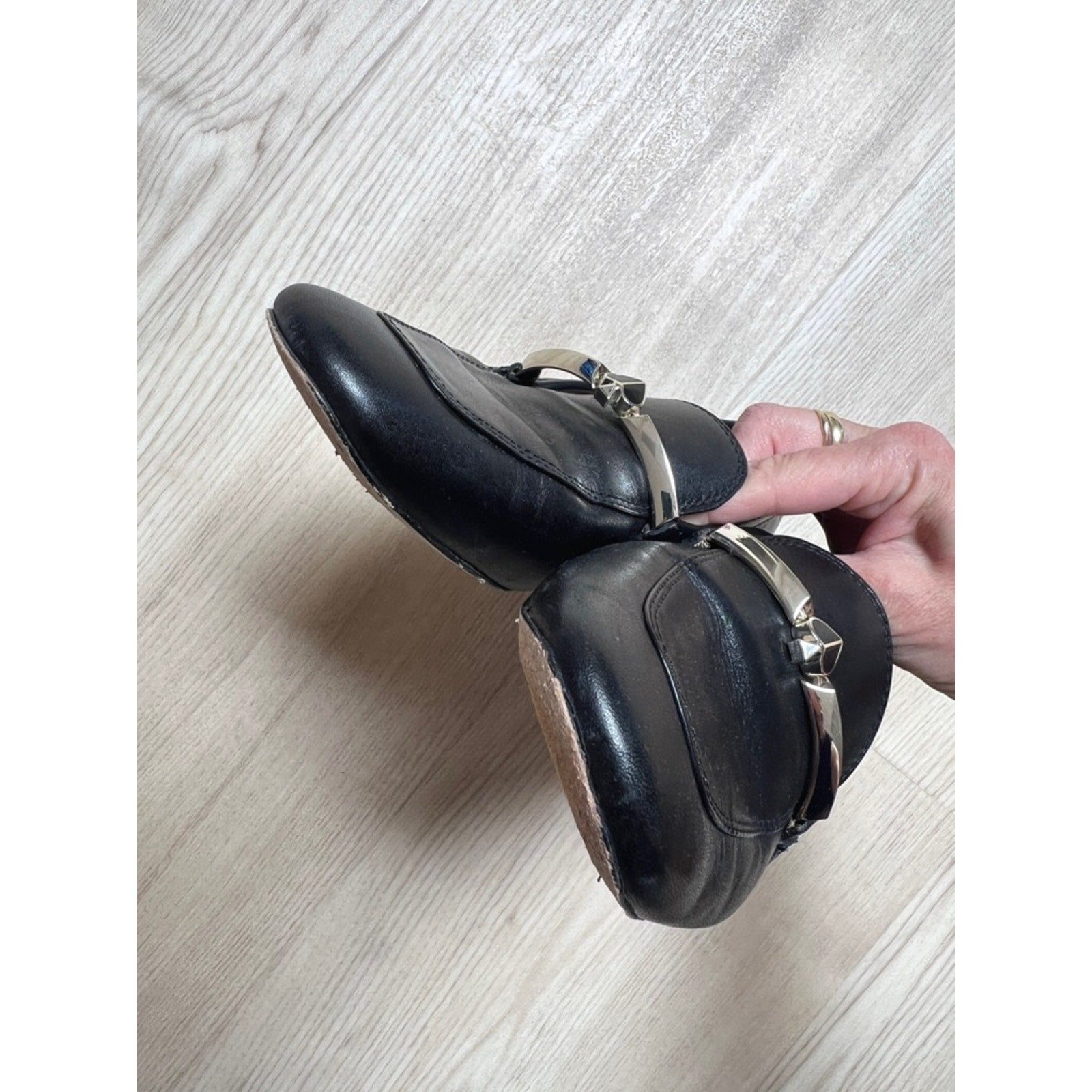 KATE SPADE black classic lana loafers luxury designer flats / size 6