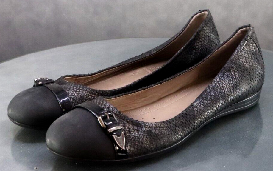 ECCO Women’s Flat Loafers Shoes Size EU 40 US 9-9.5 Leather Black Snake Print