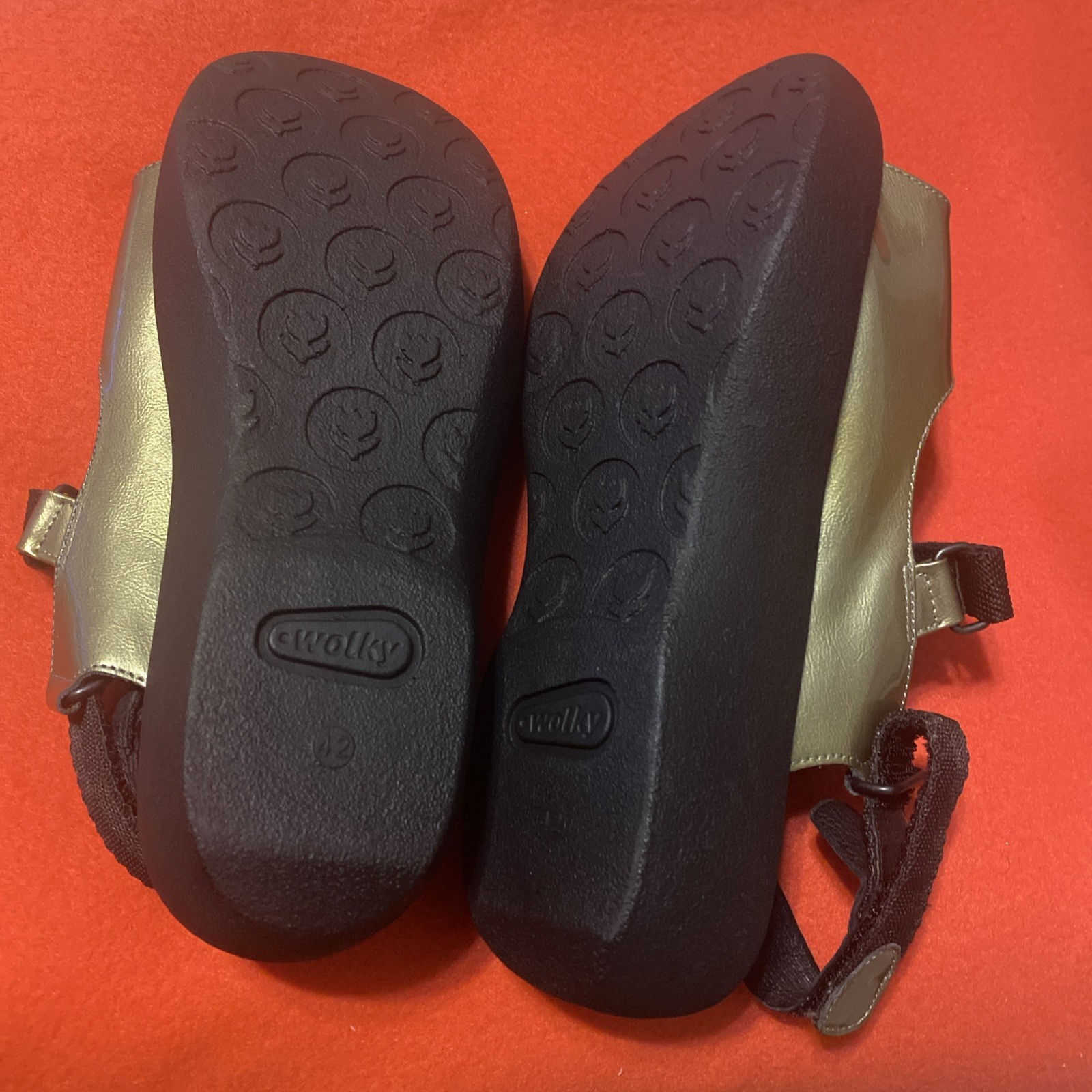 Wolky Silver Patent Leather Sling Back Sandals Wm Sz42/10-10.5 Removable Footbed