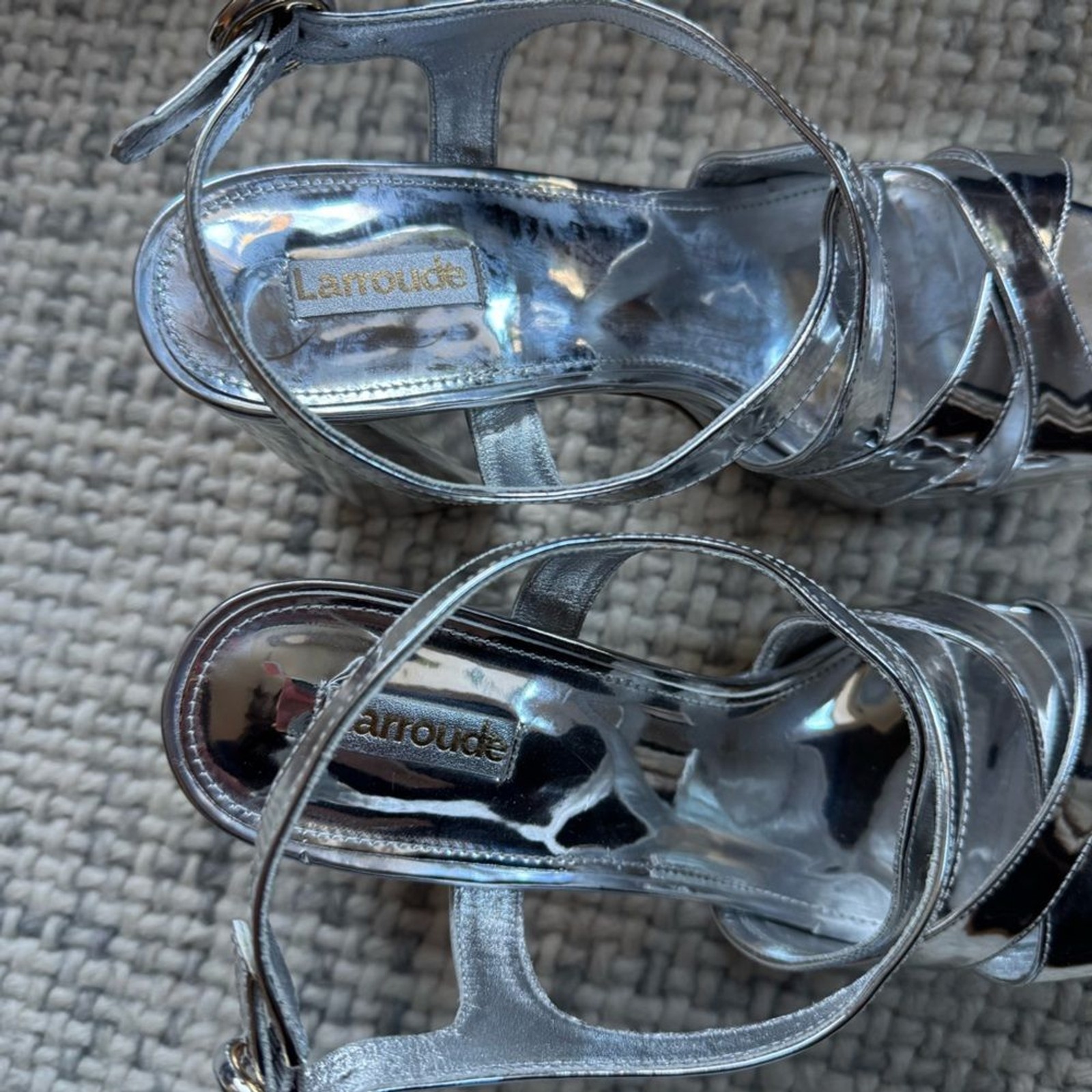 NEW Larroude Bee Sandal in Silver Specchio 10