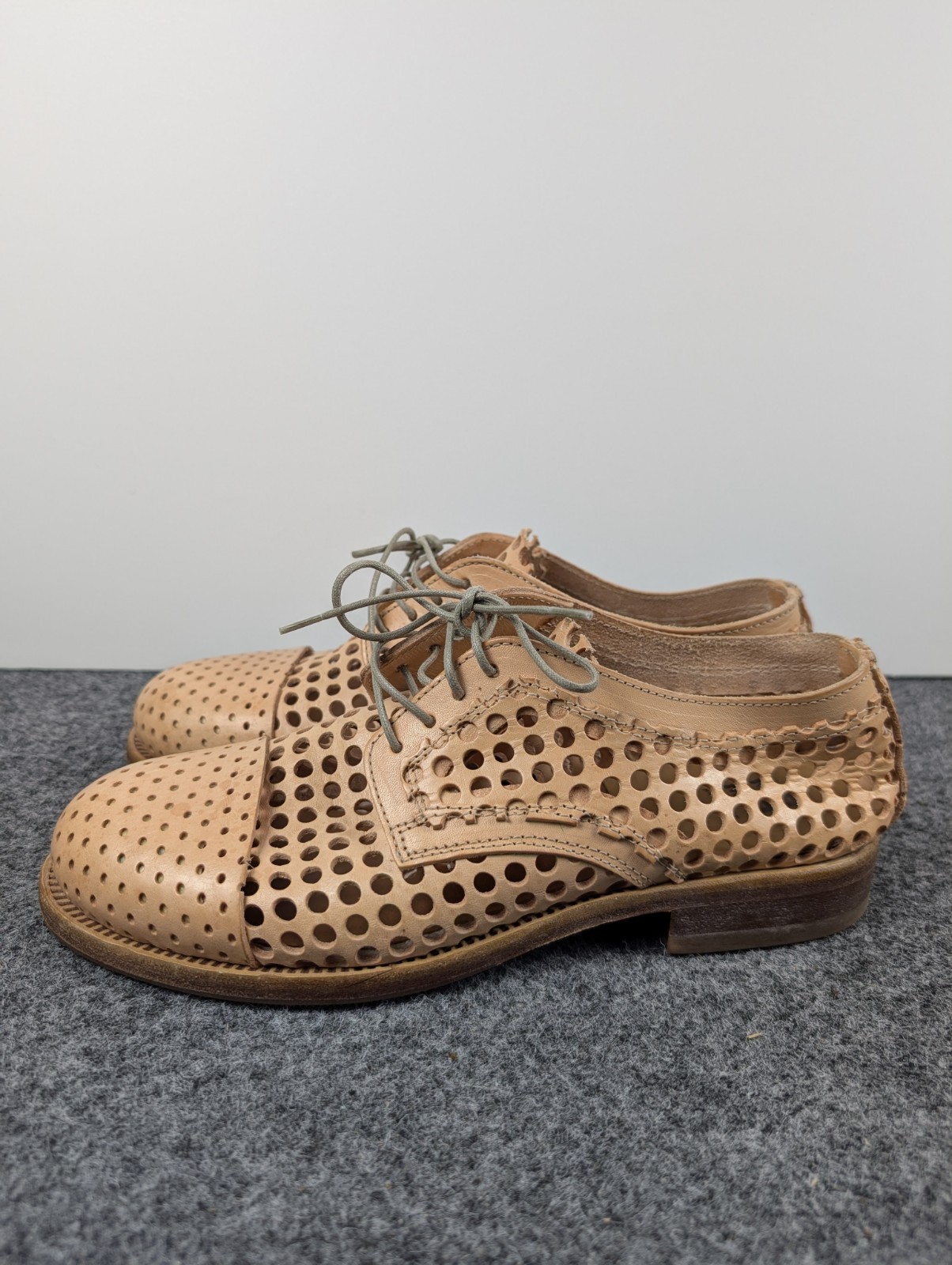 MOMA Handmade in Italy Tan Leather Perforated Oxford Shoes Womens EU 37 US 7