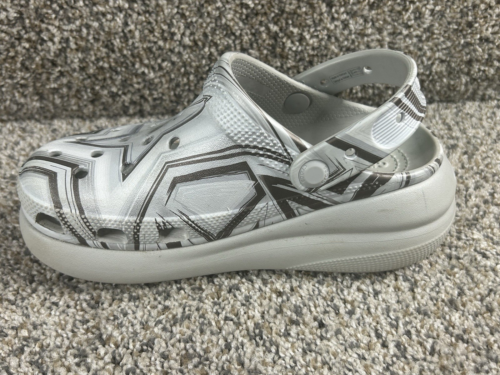 Crocs Classic Crush Disco Clogs Platform Women’s Size 6 (Men’s 4) Silver Shoes