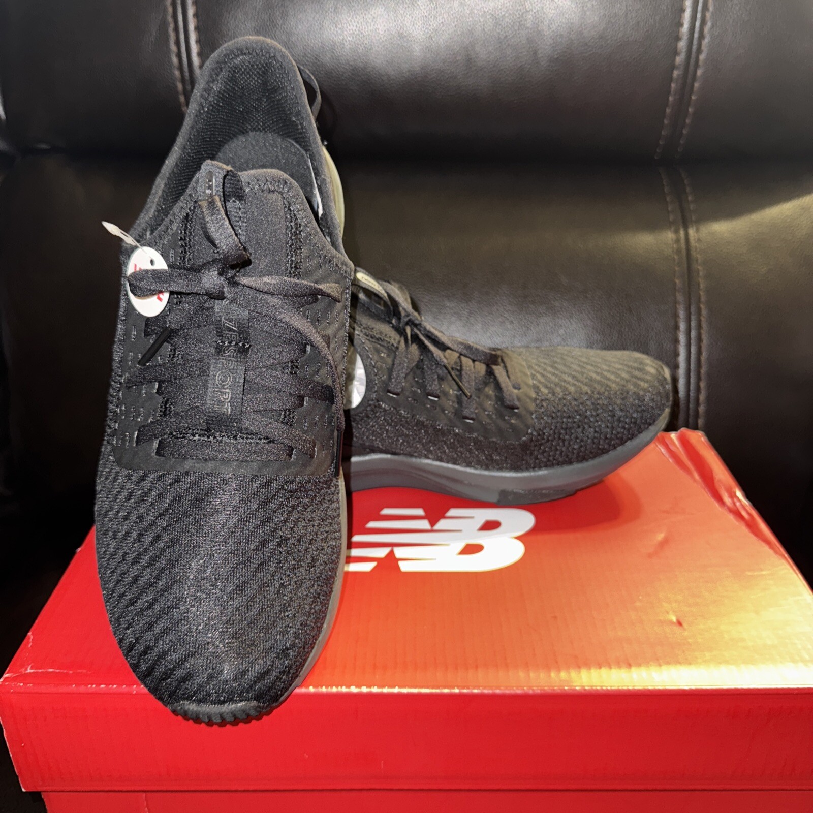 New Balance Women’s DynaSoft Nergize Sport V2 Size 10 D Or Men’s Size 8.5 D