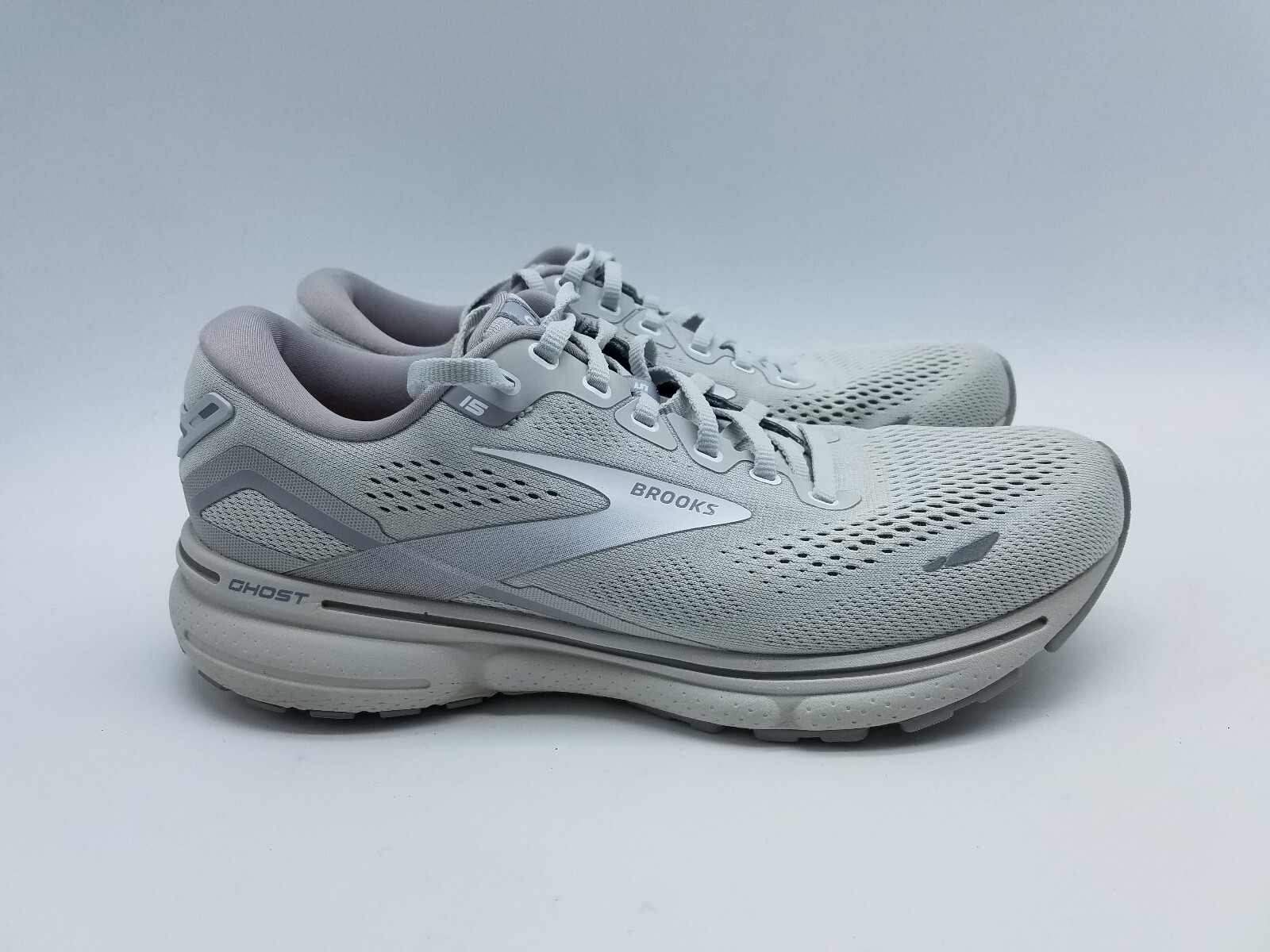 Brooks Ghost 15 Women’s Size 9 B (Medium) Running Shoes Gray *See description
