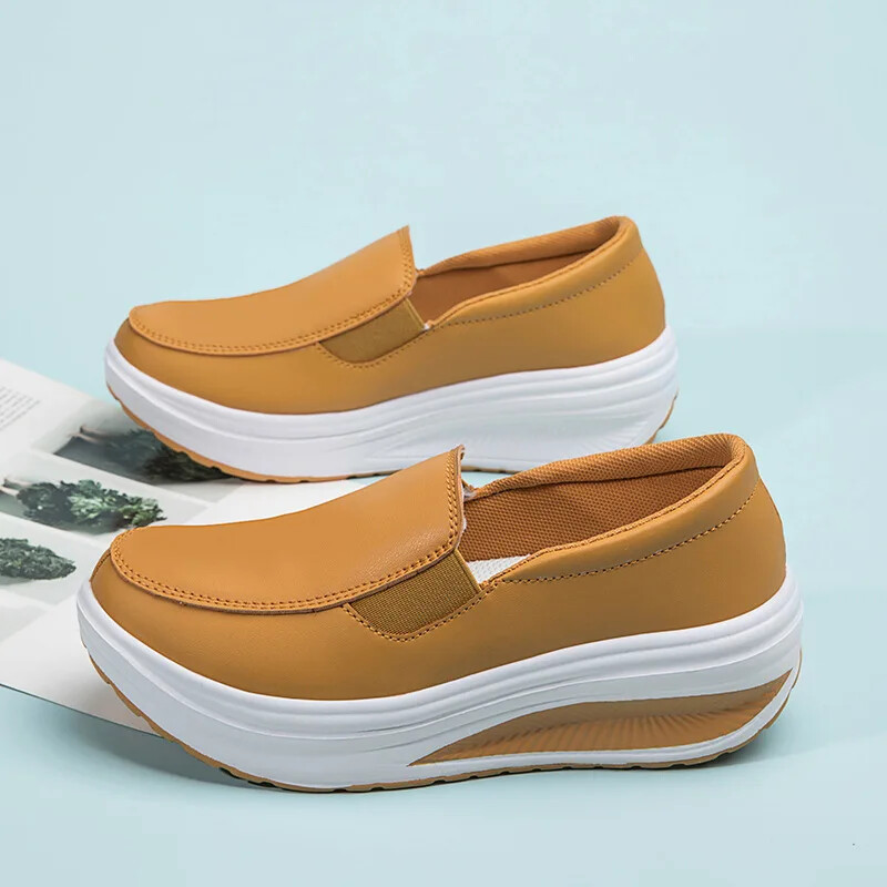 Spring Genuine Leather Soft Outsole Work Shoes Swing Shoes Wedges Single Shoes