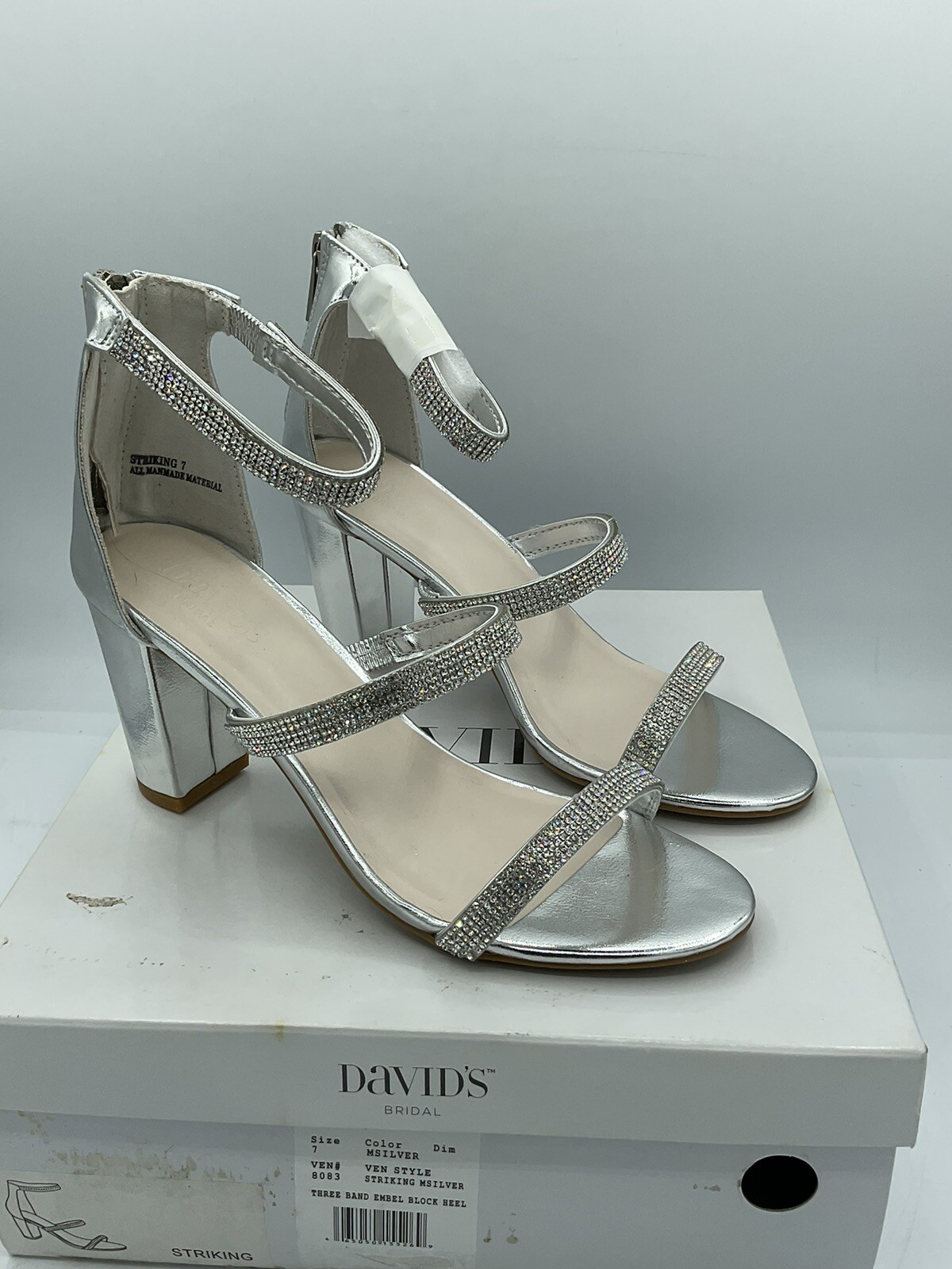 David’s Bridal Women’s Dress Shoes – Silver – Size 7 Prom/Homecoming/Wedding