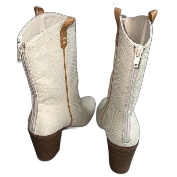 New MIA Ceesea Textured Ivory White Heeled Western Snake Boot Women’s 7.5 Bridal