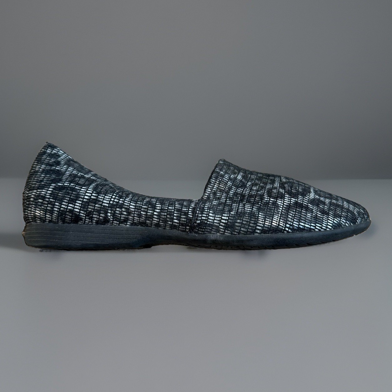Dansko Larisa Slip On Flats Women’s Size 38 Leopard Print Comfort Casual