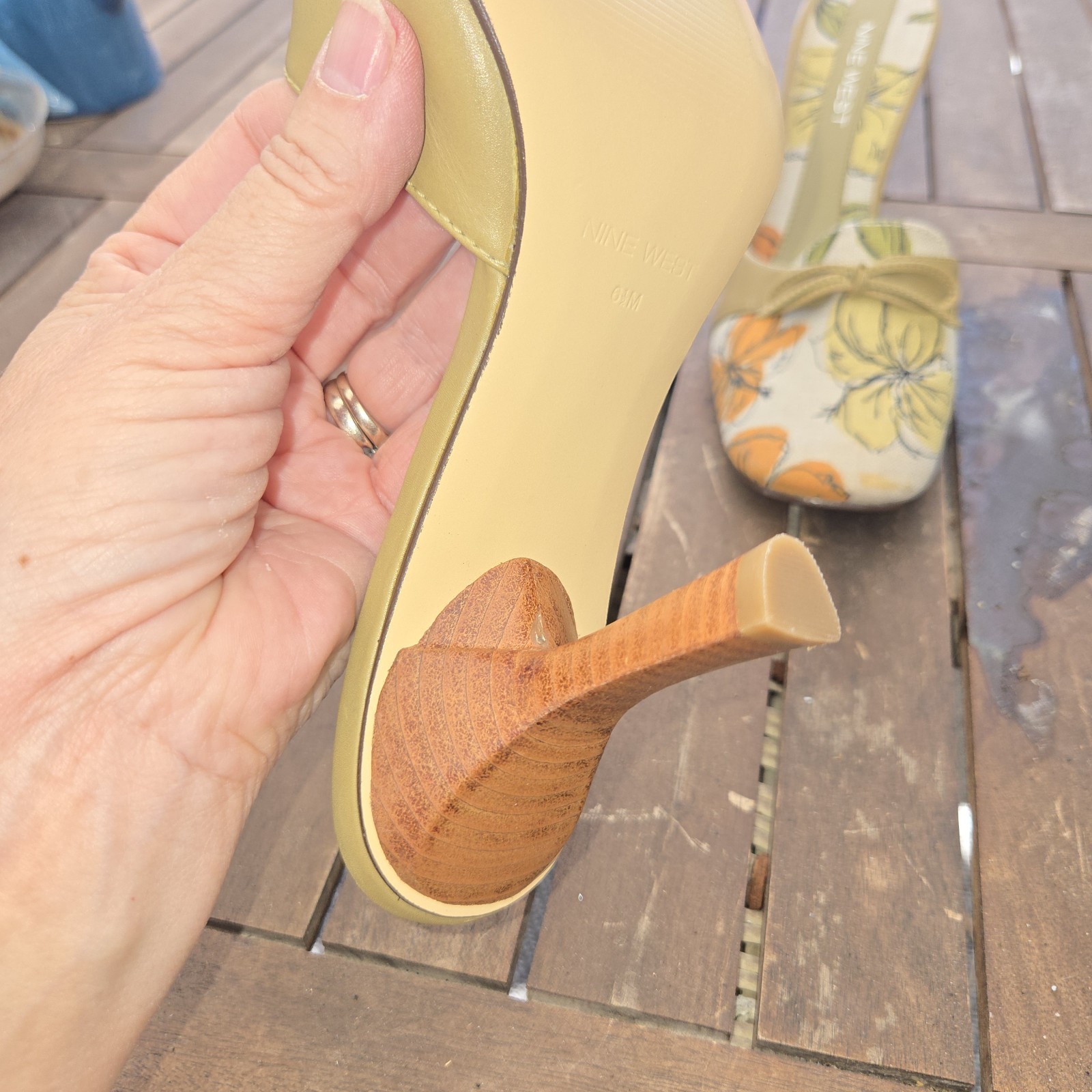 Nine West Tan Yellow Orange Mules Slip On 3″ Heel Size 6.5 Shoe Spring Fall