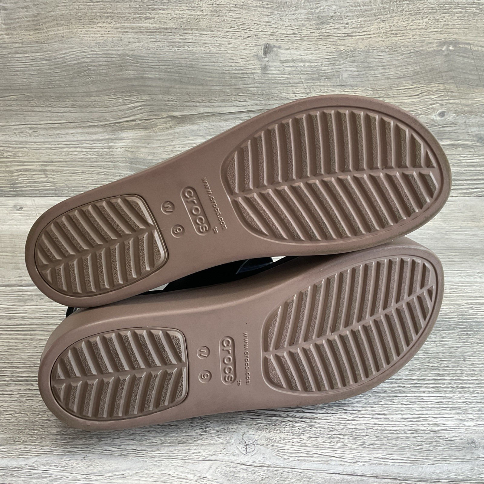 Crocs Literide Brooklyn Platform Black Slingback Beige Wedge Sandle Women’s 9 US