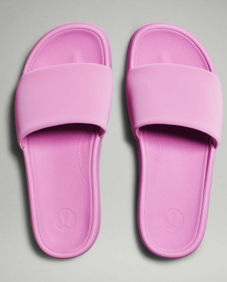 Lululemon Women’s Restfeel Slides Dahlia Mauve Pink SIZE 6 NIB SOLD OUT COLOR
