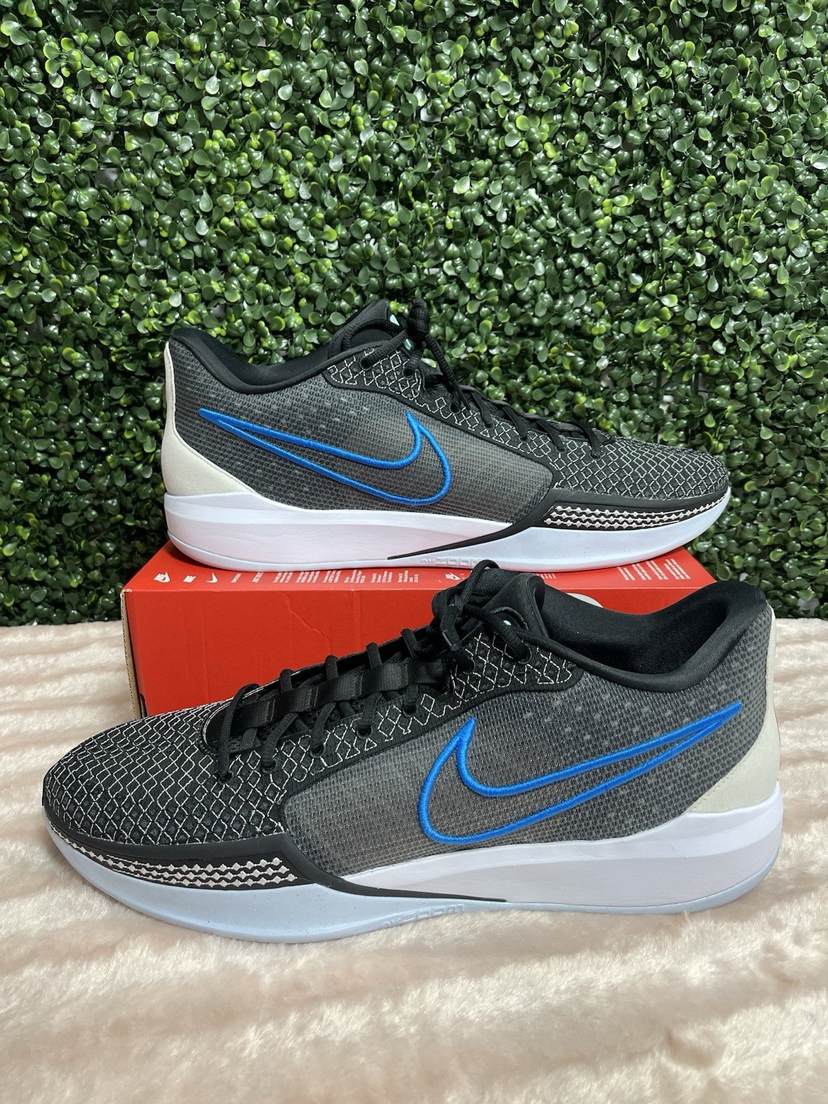 Nike Women 19.5/Men 18 Sabrina 1 Family Bonds Basketball Shoes Black FQ3381-001