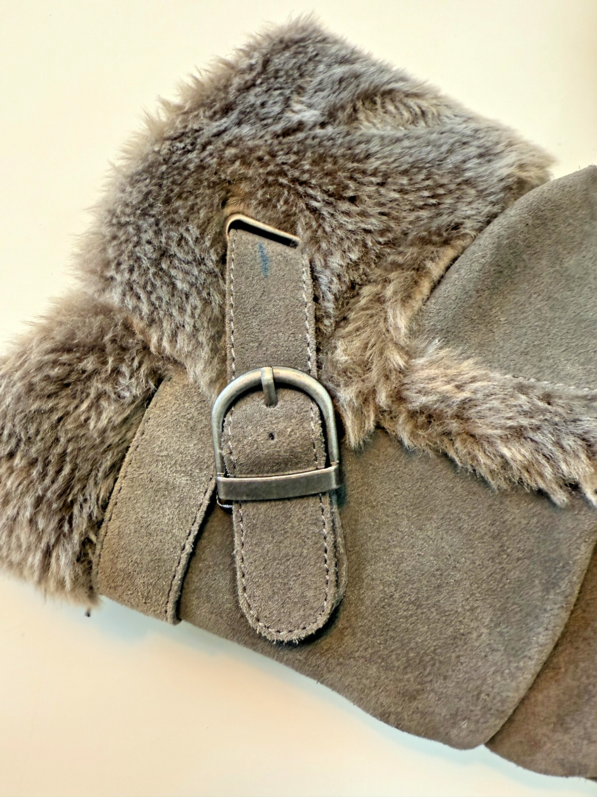 Naturalizer Women’s Brownish Gray Suede Faux Fur Lined Winter Boot Size 9